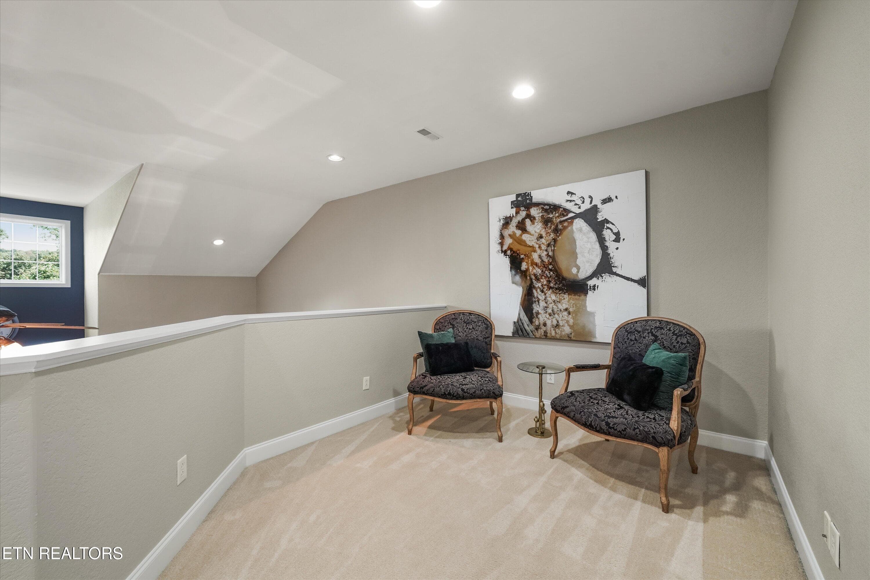 Open Landing Flex Space - 10107 Autumn Valley Lane, Knoxville, TN 37922, Knoxville