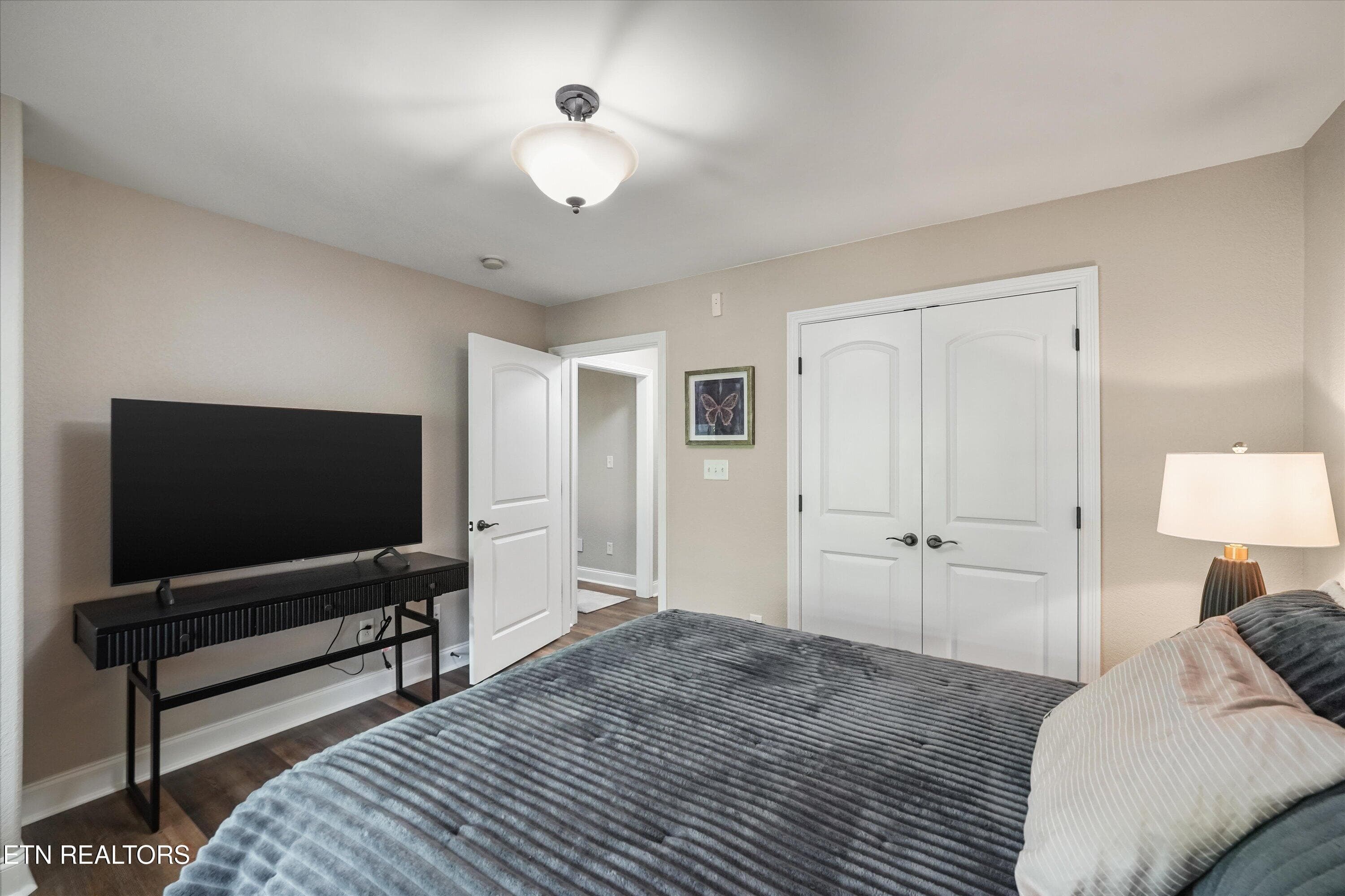 Guest Bedroom on the Lower Level - 10107 Autumn Valley Lane, Knoxville, TN 37922, Knoxville