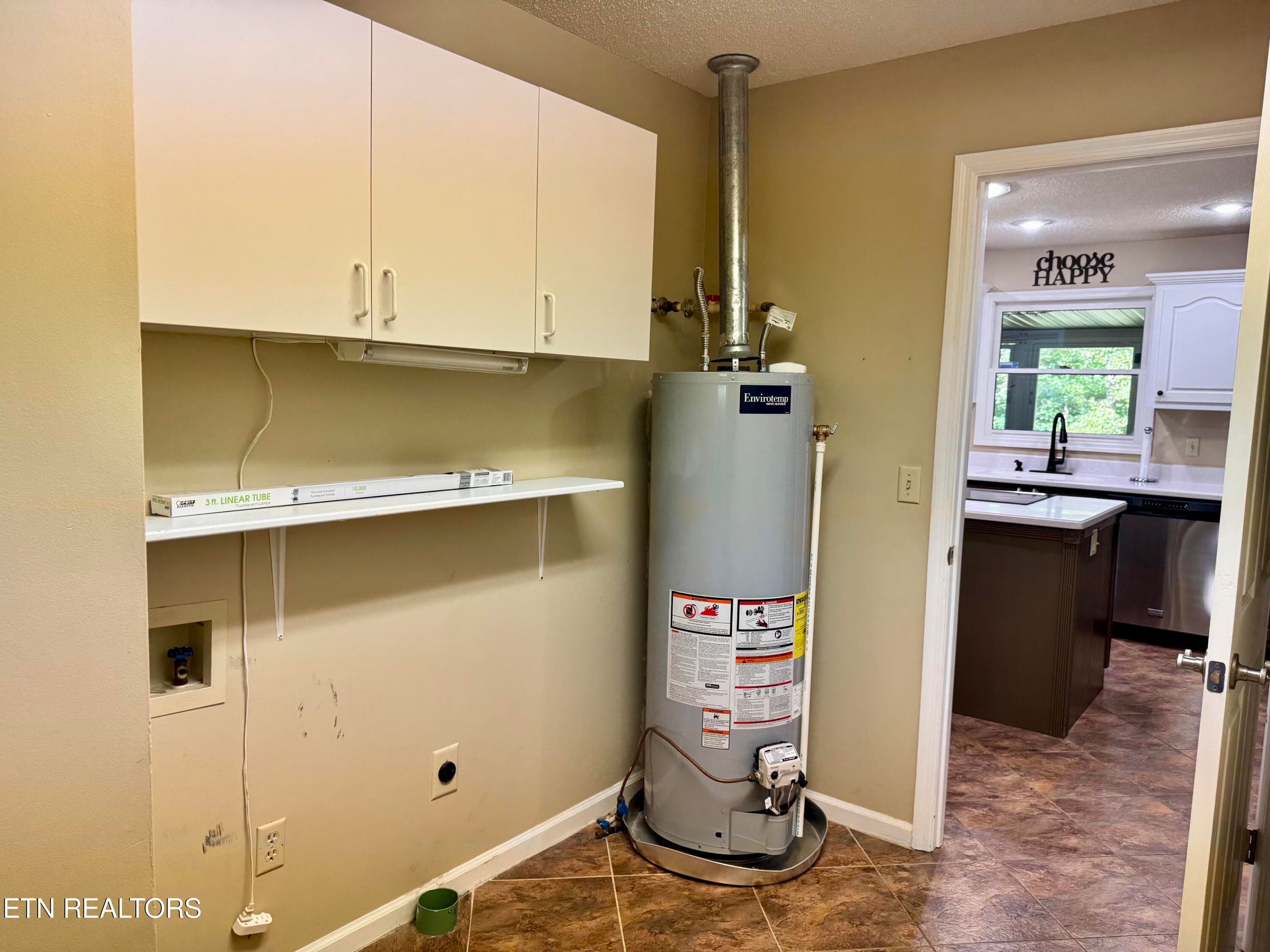 unnamed (73) - 302 Sandpiper Loop, Crossville, TN 38555, Crossville