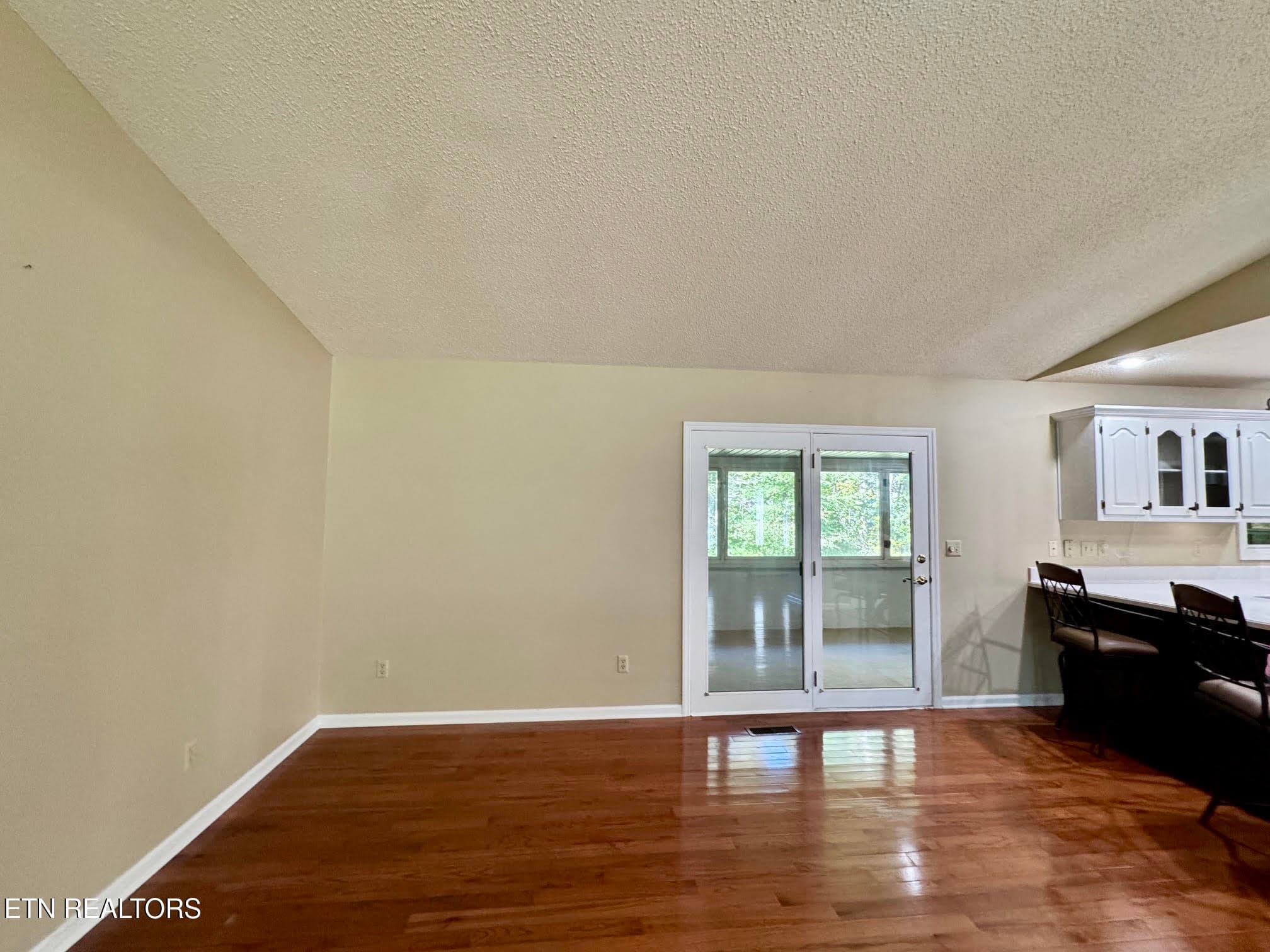 unnamed (91) - 302 Sandpiper Loop, Crossville, TN 38555, Crossville
