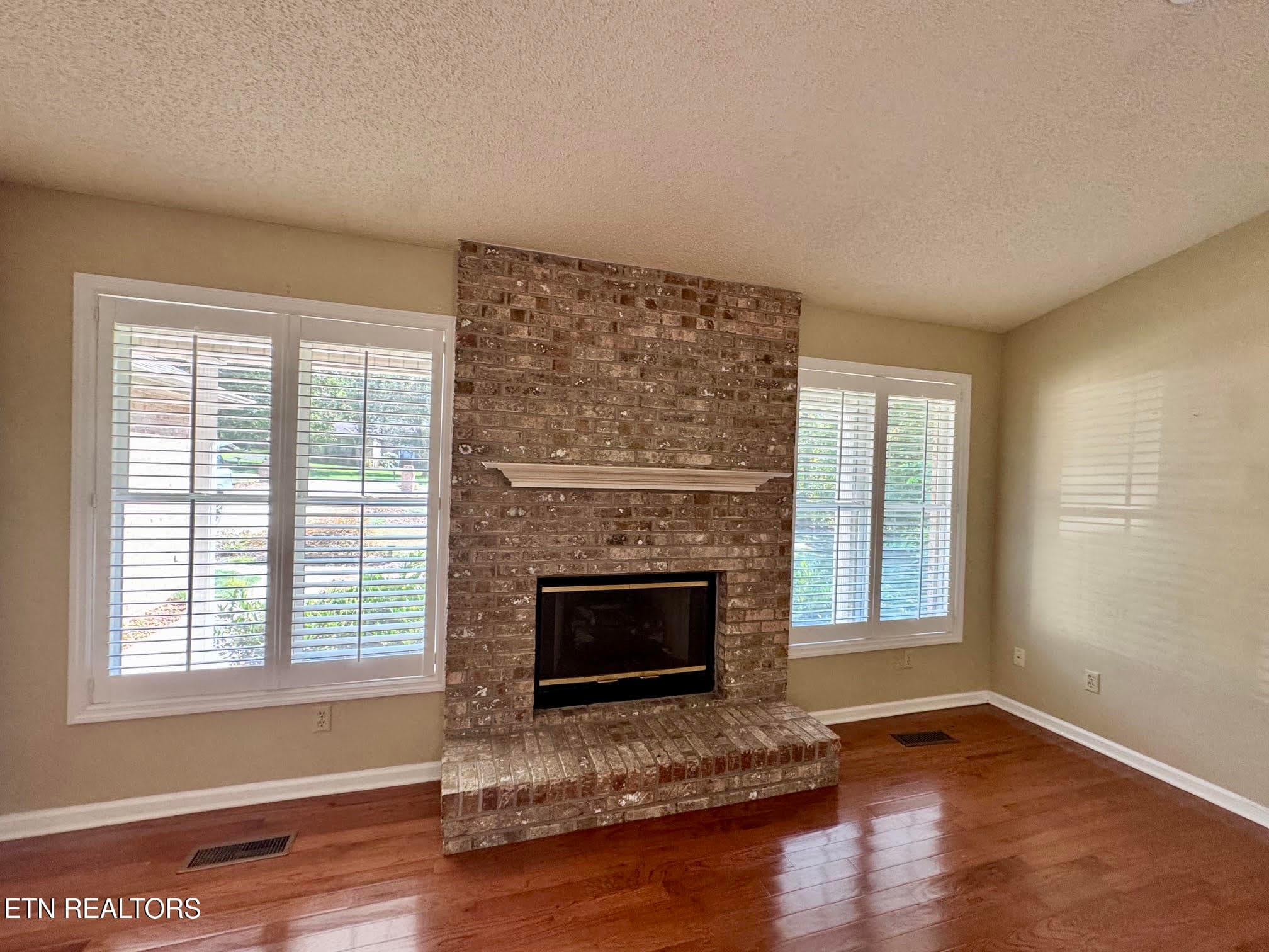 unnamed (92) - 302 Sandpiper Loop, Crossville, TN 38555, Crossville
