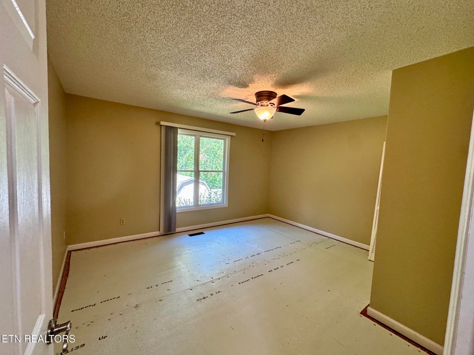 unnamed (96) - 302 Sandpiper Loop, Crossville, TN 38555, Crossville