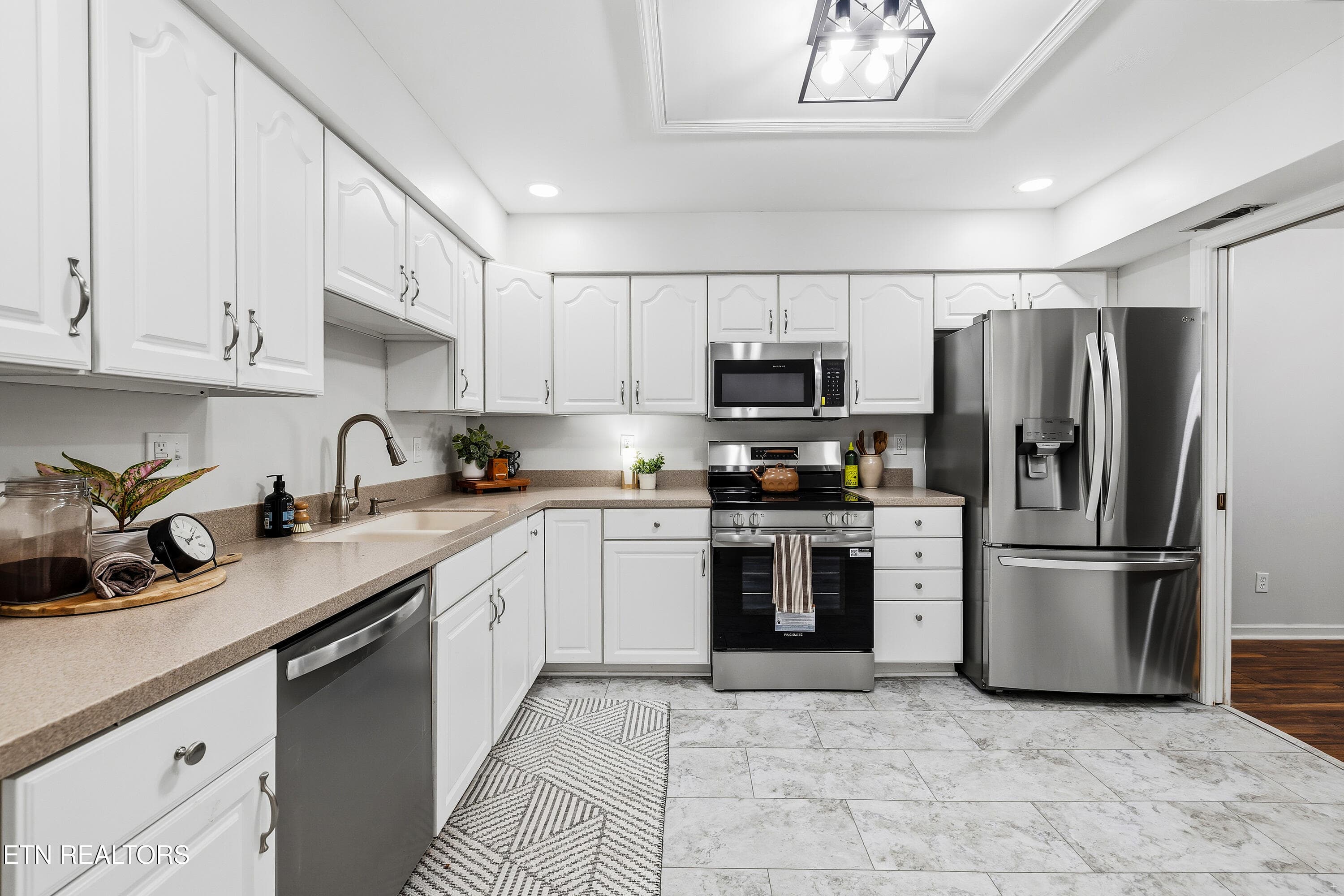 Positive Perceptions-8 - 10468 Laura Lee Lane, Knoxville, TN 37922, Knoxville