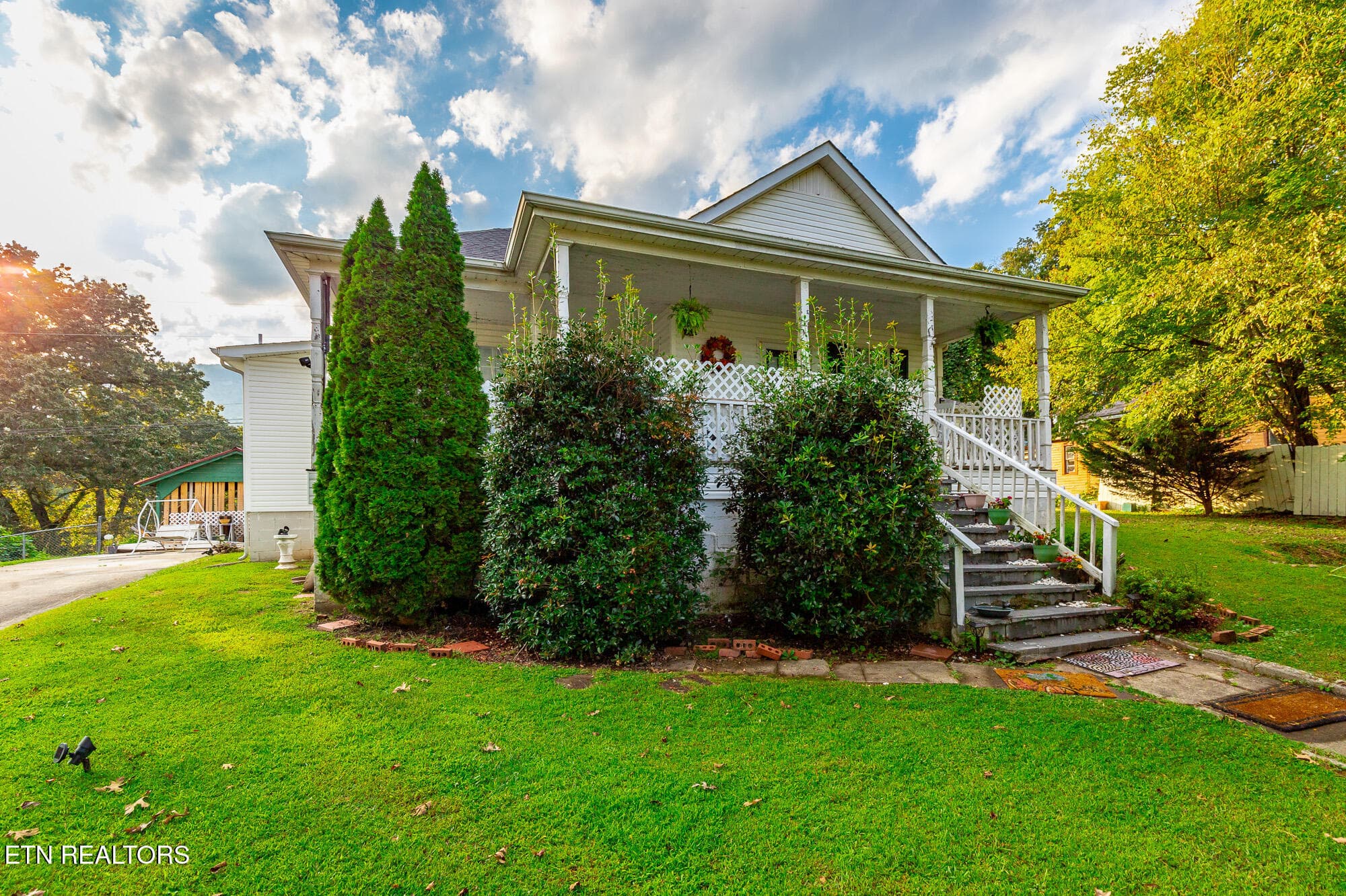 287. S Oak St, Whitwell, TN 37397