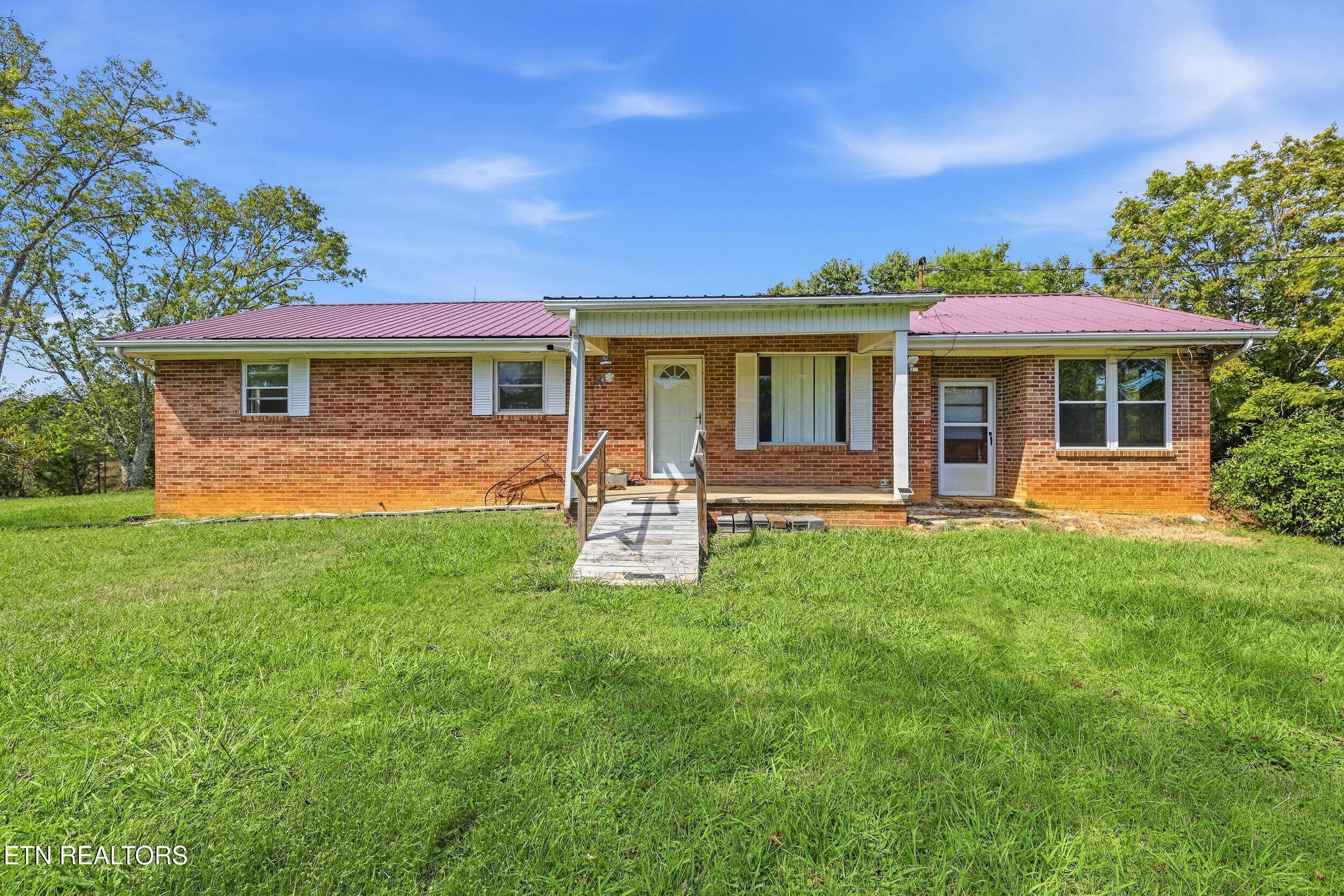 1470 Raders Sidetrack Rd, Greeneville, TN 37743