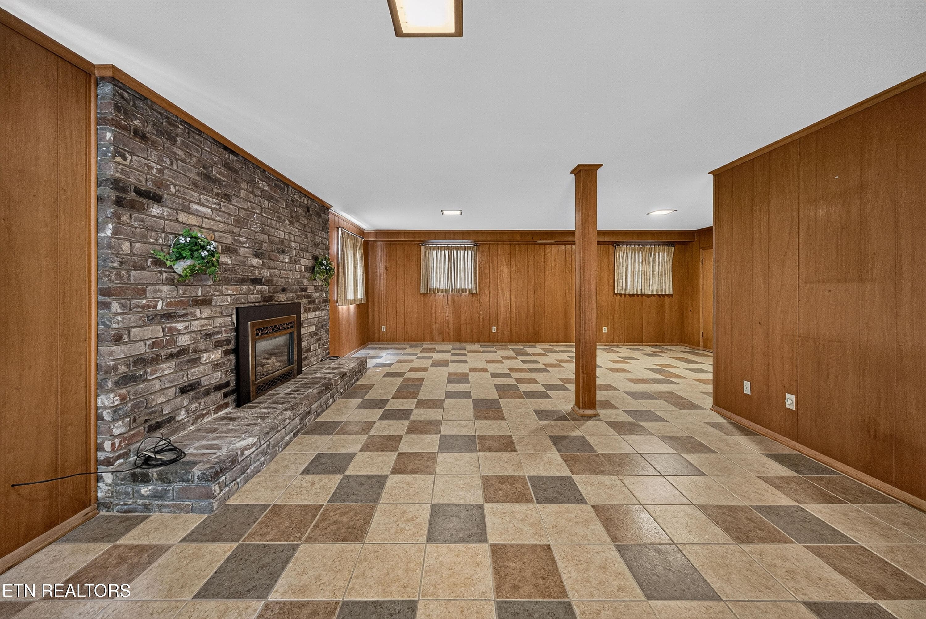 L40A6920 - 920 Marlboro Rd, Knoxville, TN 37909, Knoxville