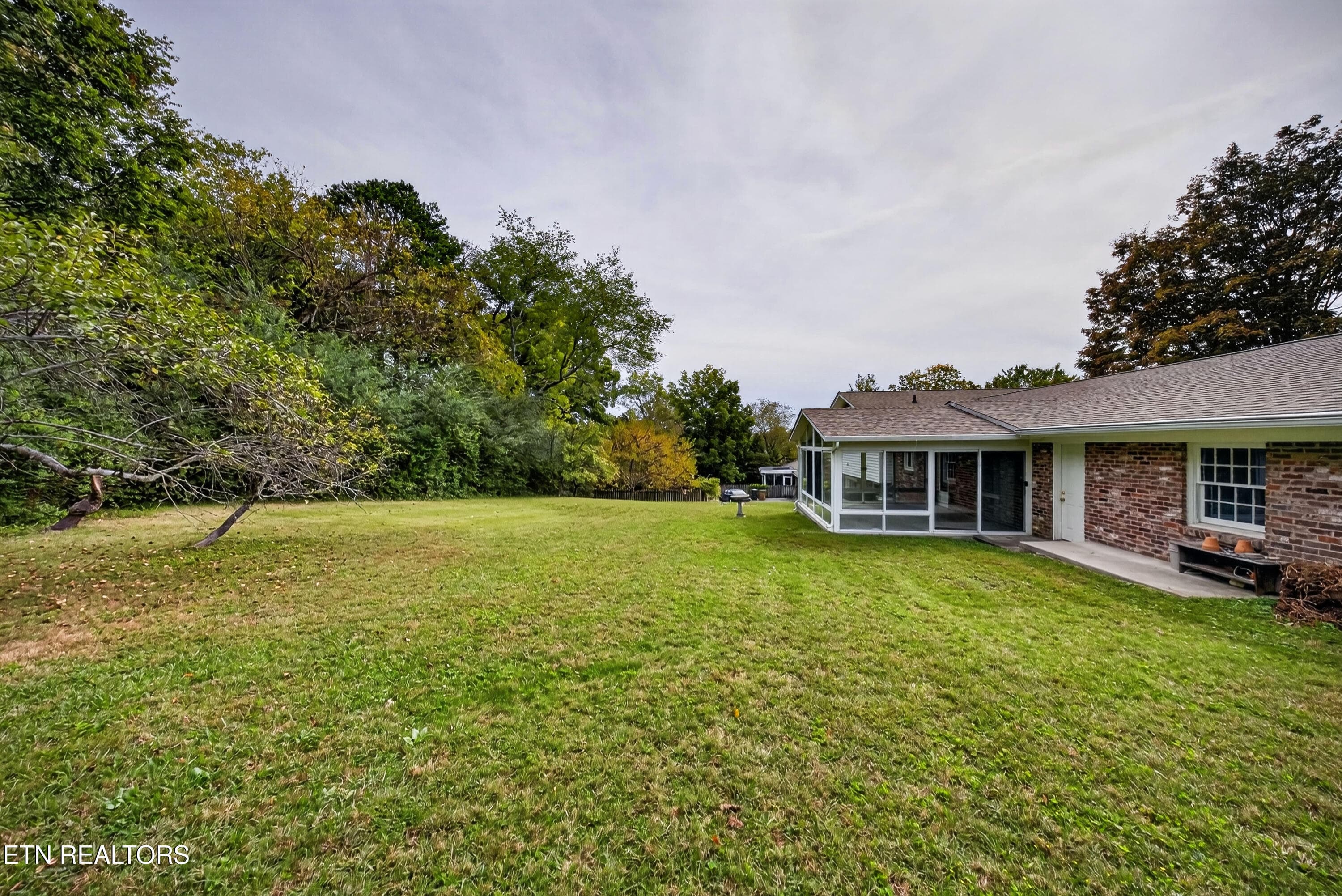 L40A6929 - 920 Marlboro Rd, Knoxville, TN 37909, Knoxville