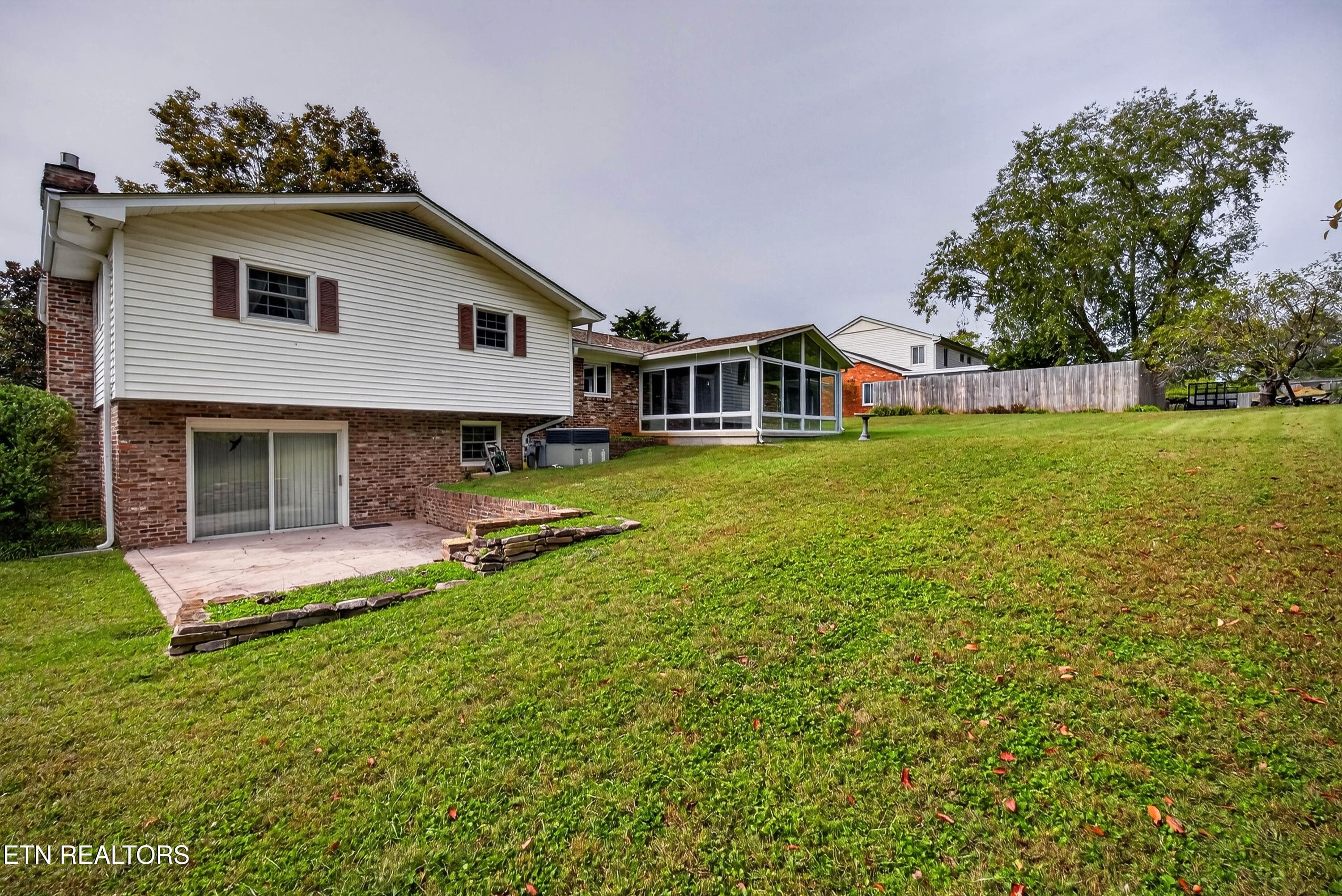 L40A6943 - 920 Marlboro Rd, Knoxville, TN 37909, Knoxville