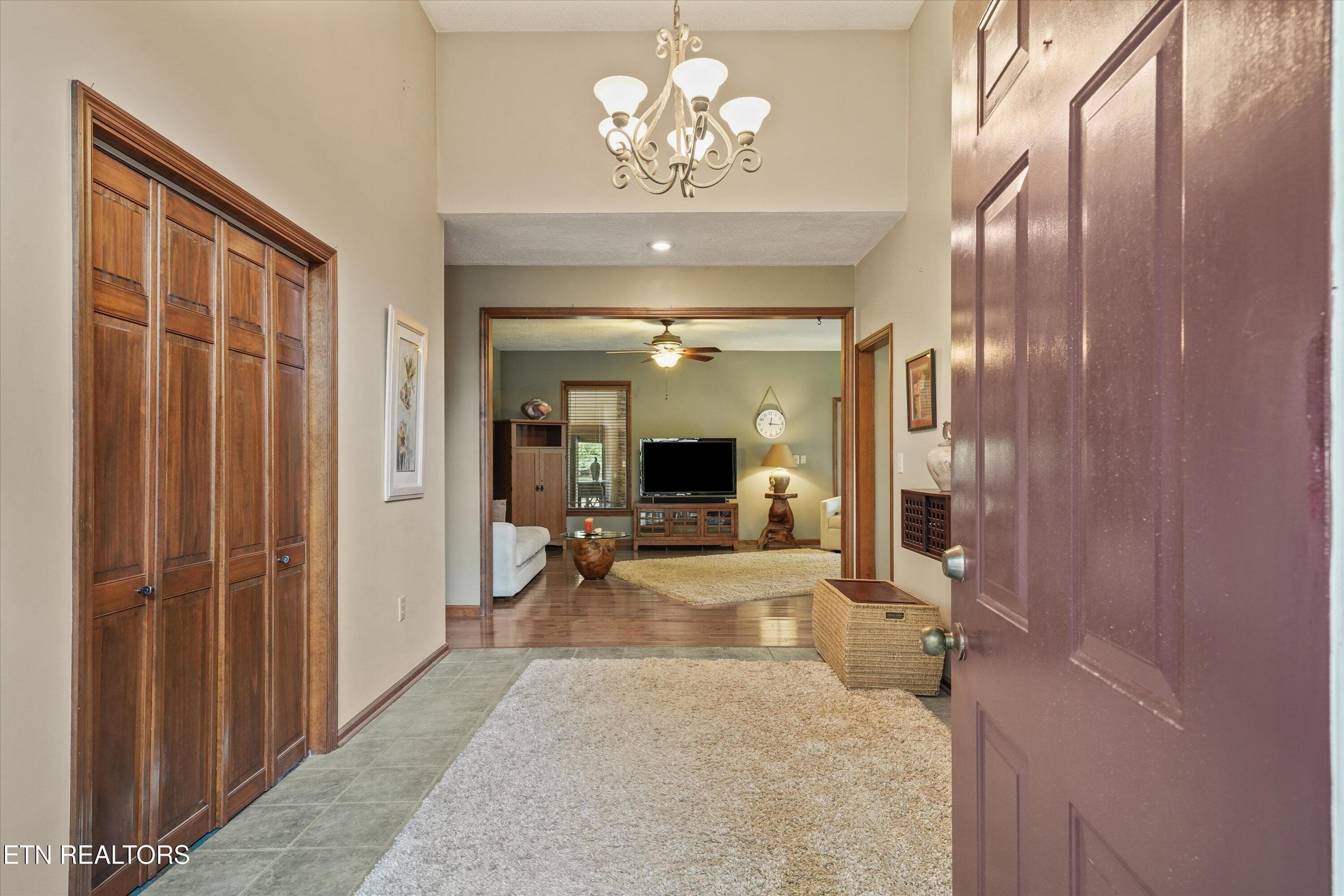 Entry Way - 112 County Road 545, Englewood, TN 37329, Englewood