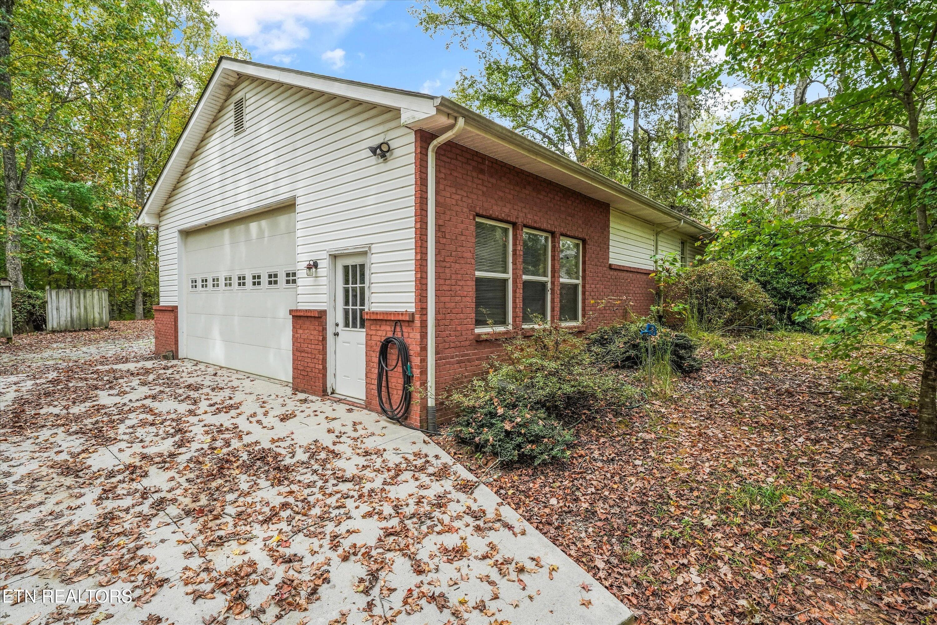 Side of House - 112 County Road 545, Englewood, TN 37329, Englewood