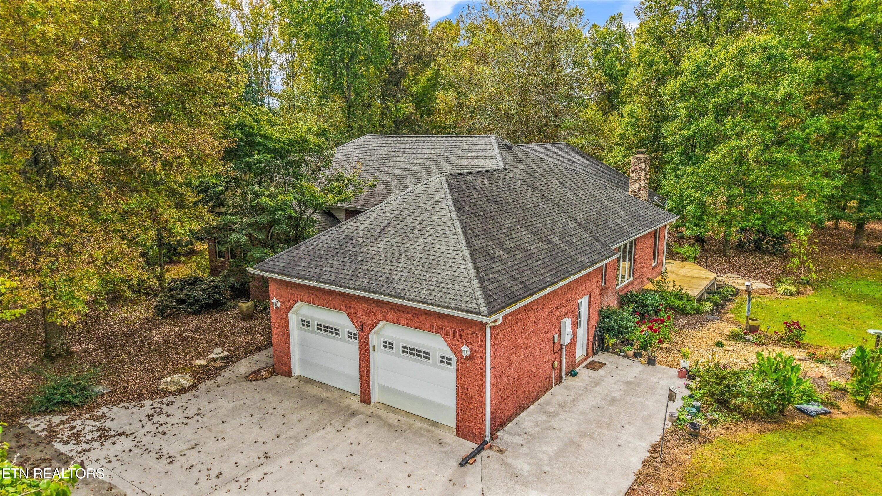 Garage - 112 County Road 545, Englewood, TN 37329, Englewood