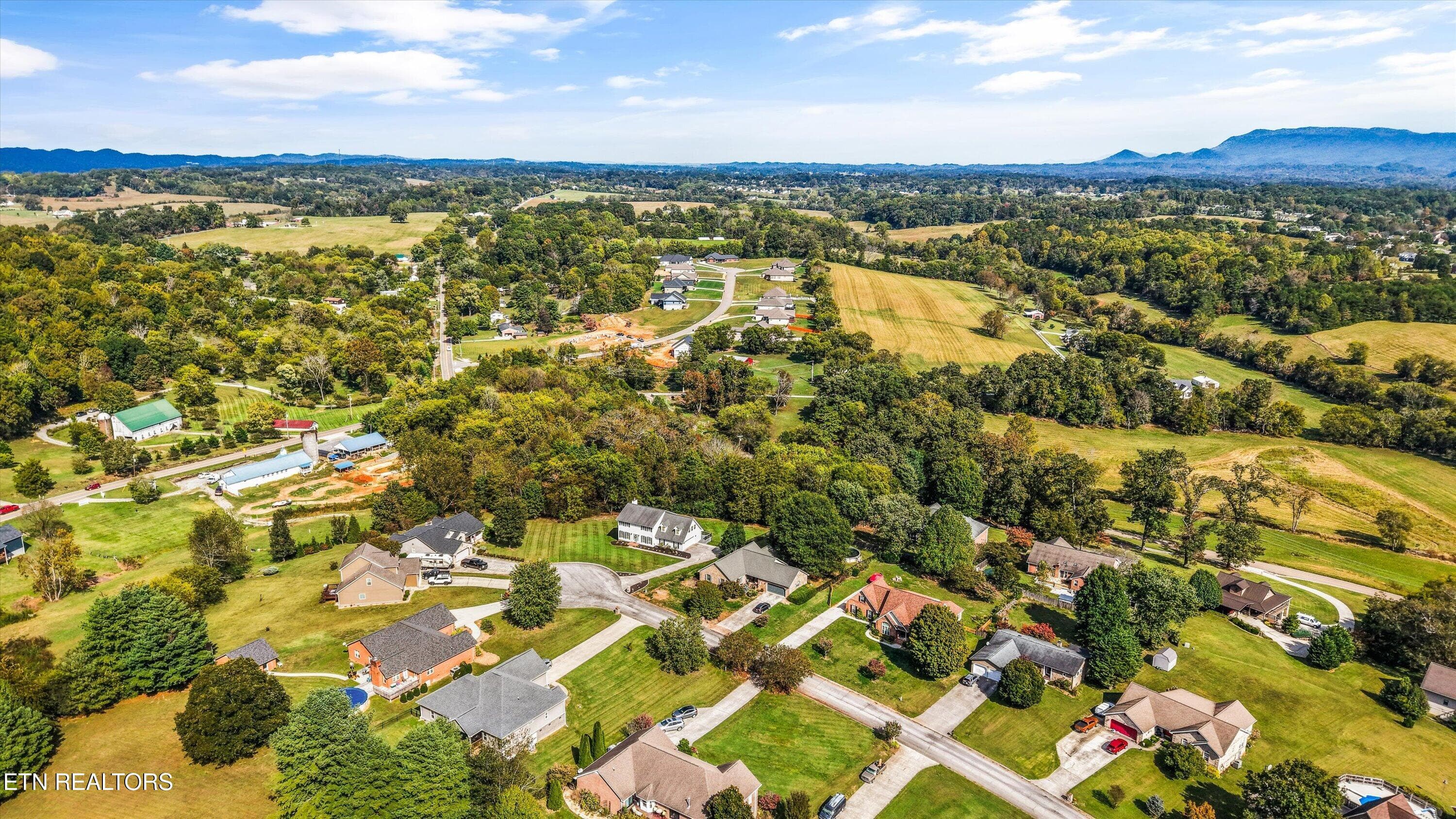 105 Ostenbarker - Community - 105 Ostenbarker St, Maryville, TN 37804, Maryville