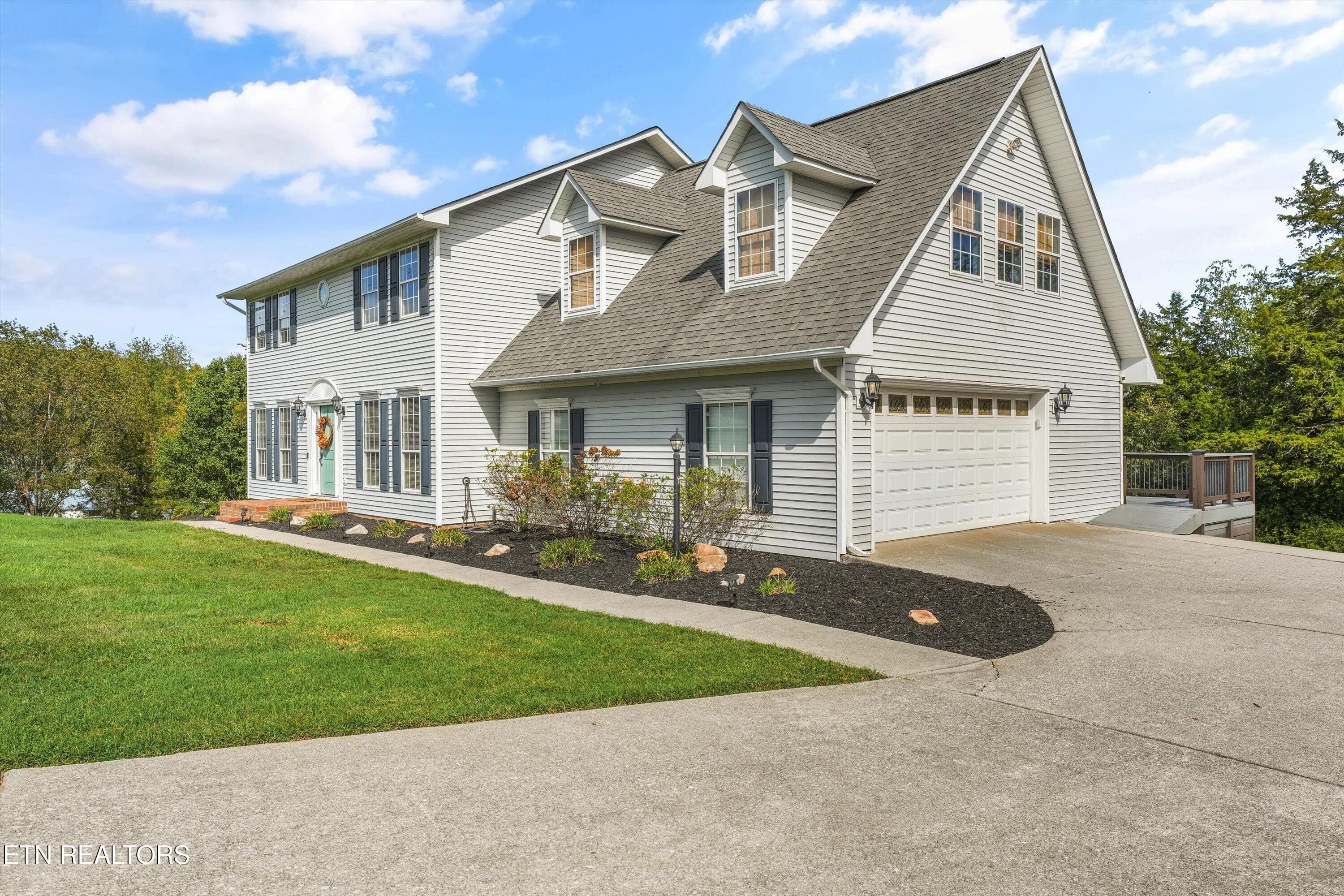105 Ostenbarker - Driveway View - 105 Ostenbarker St, Maryville, TN 37804, Maryville