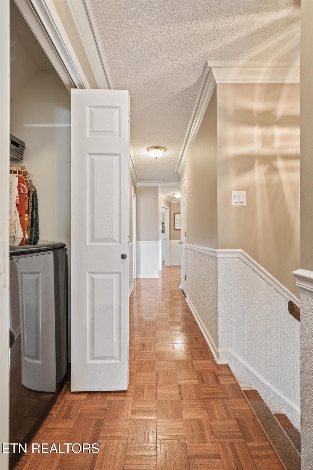 105 Ostenbarker - Upstairs Hall - 105 Ostenbarker St, Maryville, TN 37804, Maryville