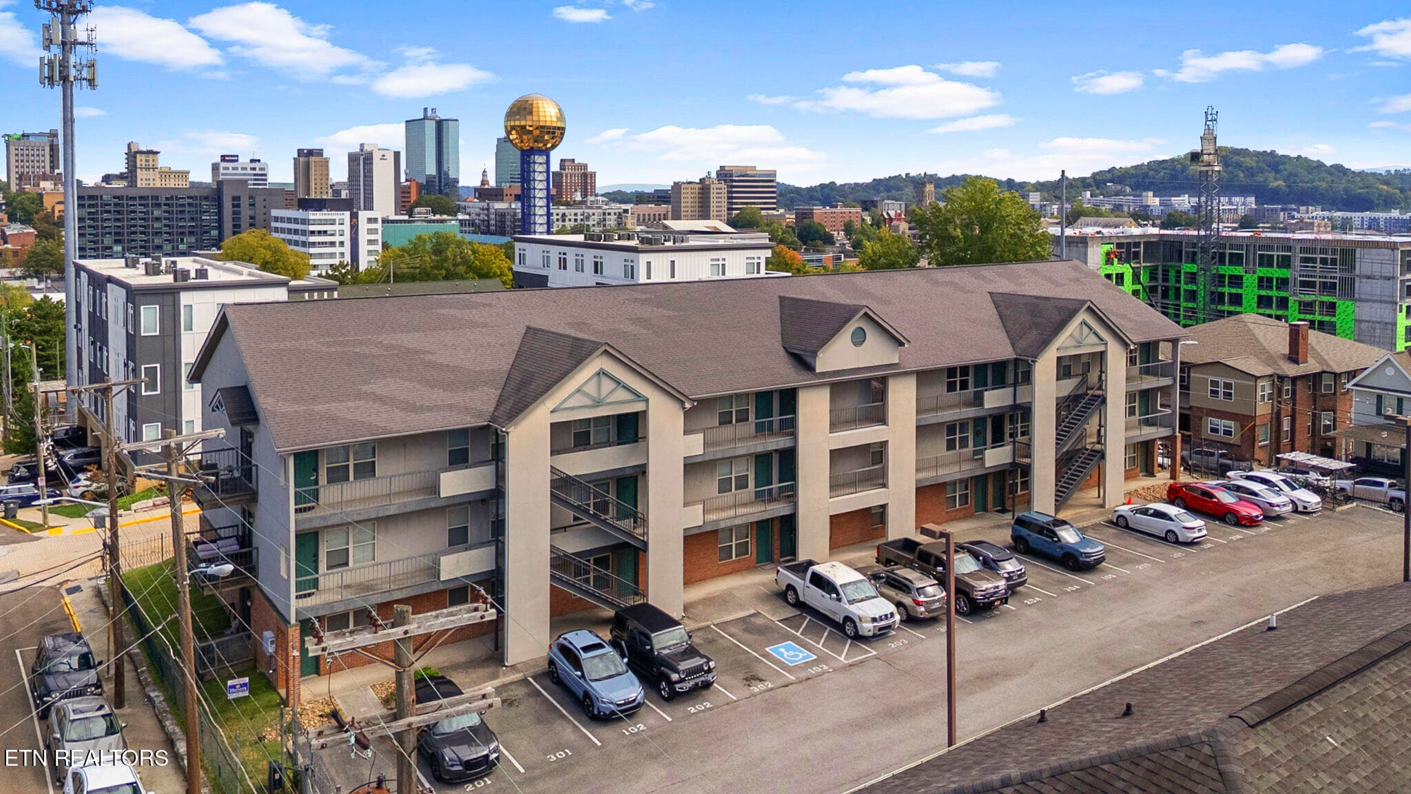 1201 Laurel Ave 101, Knoxville, TN 37916