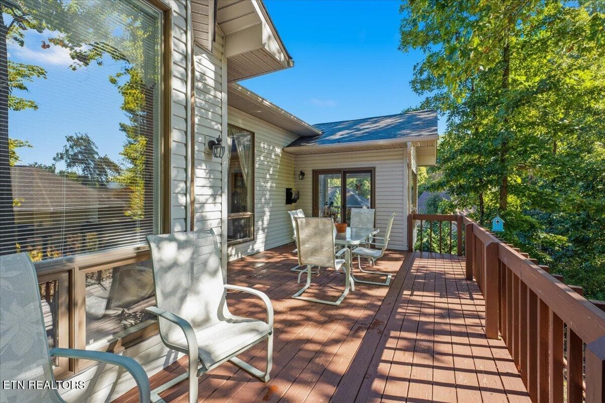 29-Deck - 440 Tigitsi Circle, Loudon, TN 37774, Loudon