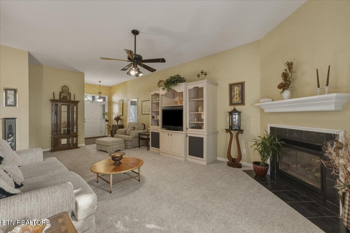 07-Living Room - 440 Tigitsi Circle, Loudon, TN 37774, Loudon