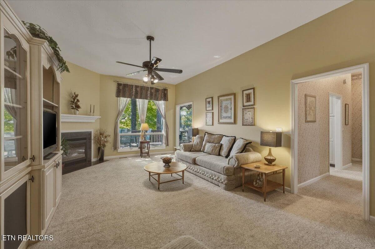 04-Living Room - 440 Tigitsi Circle, Loudon, TN 37774, Loudon