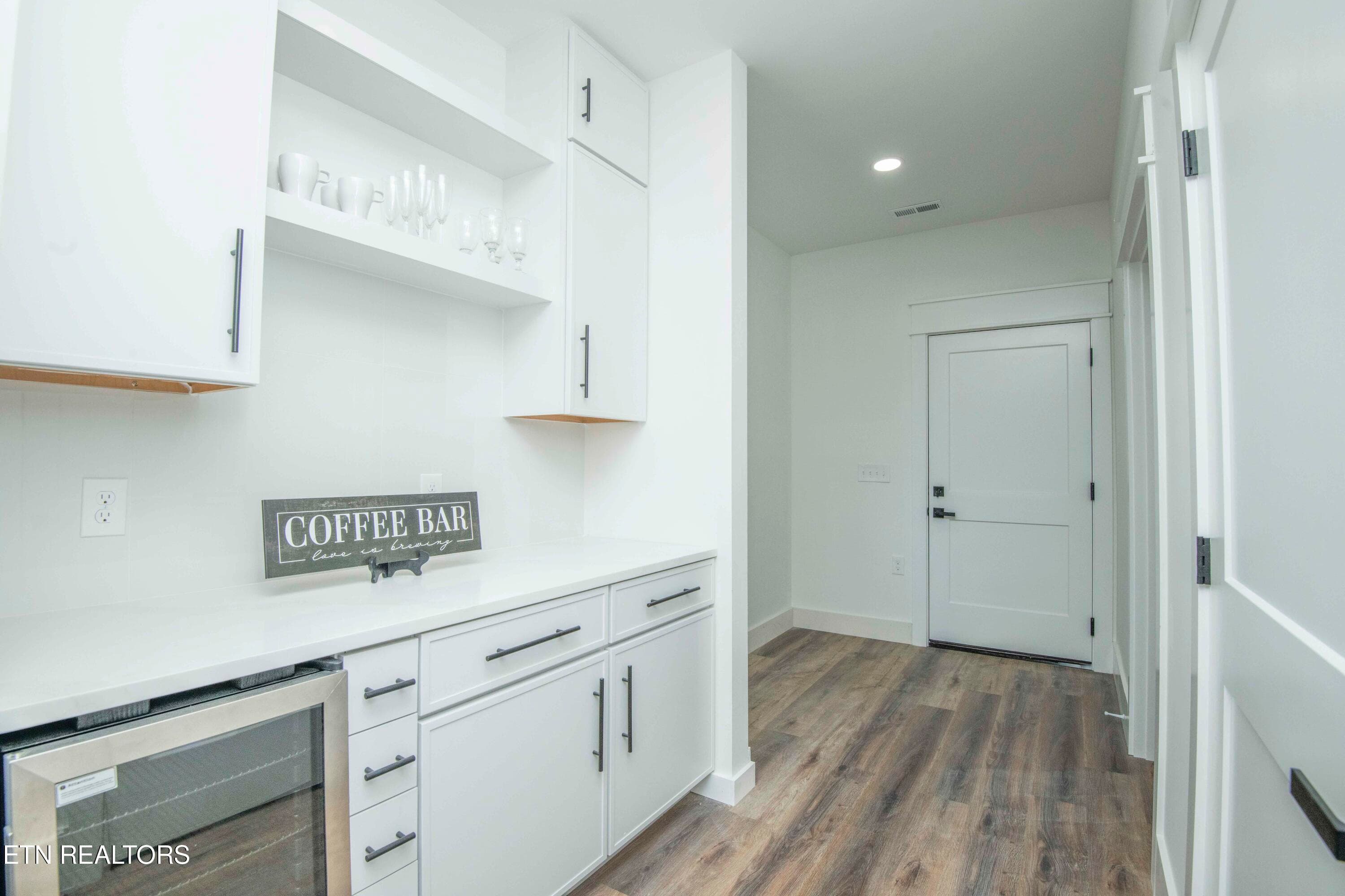 kitchen 14_1 - 502 Hillside Lane, Lenoir City, TN 37771, Lenoir City