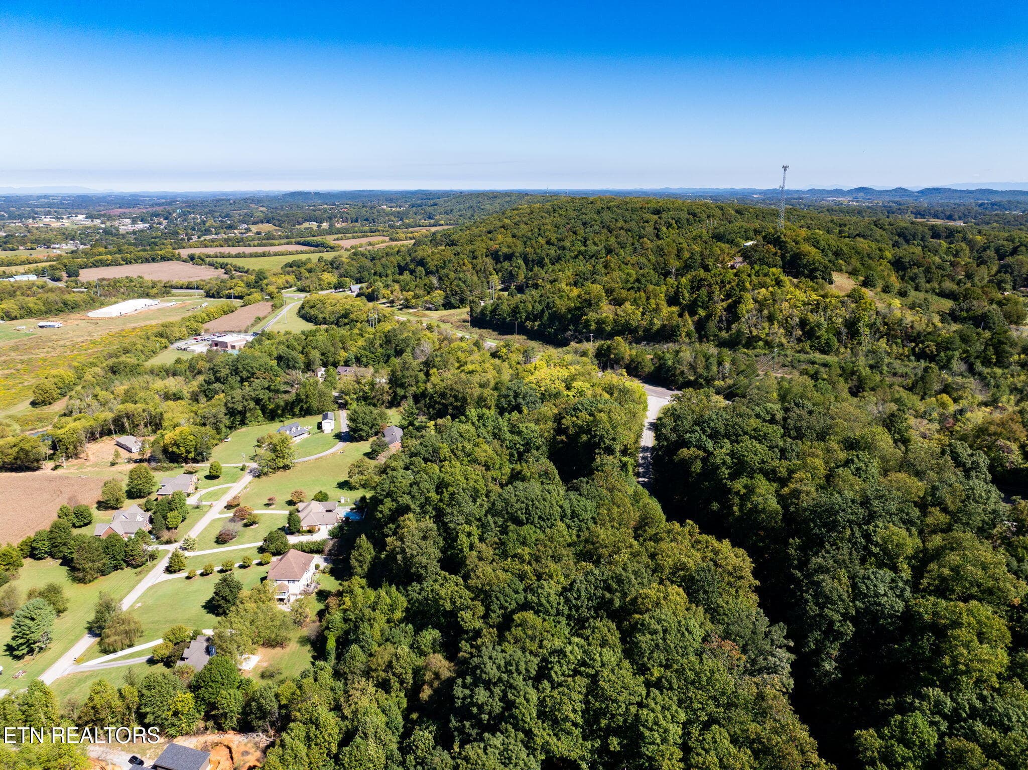 8-web-or-mls-260-HIDDEN-BROOK-DR-SWEETWA - Hidden Brook Drive, Sweetwater, TN 37874, Sweetwater