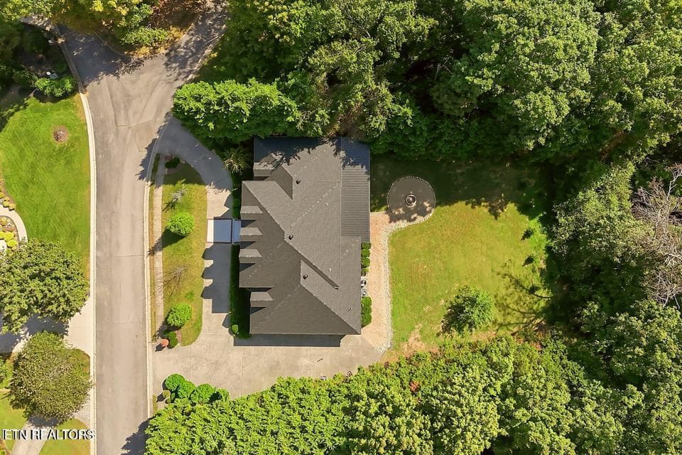 Private Backyard - 142 Center Park Lane, Oak Ridge, TN 37830, Oak Ridge