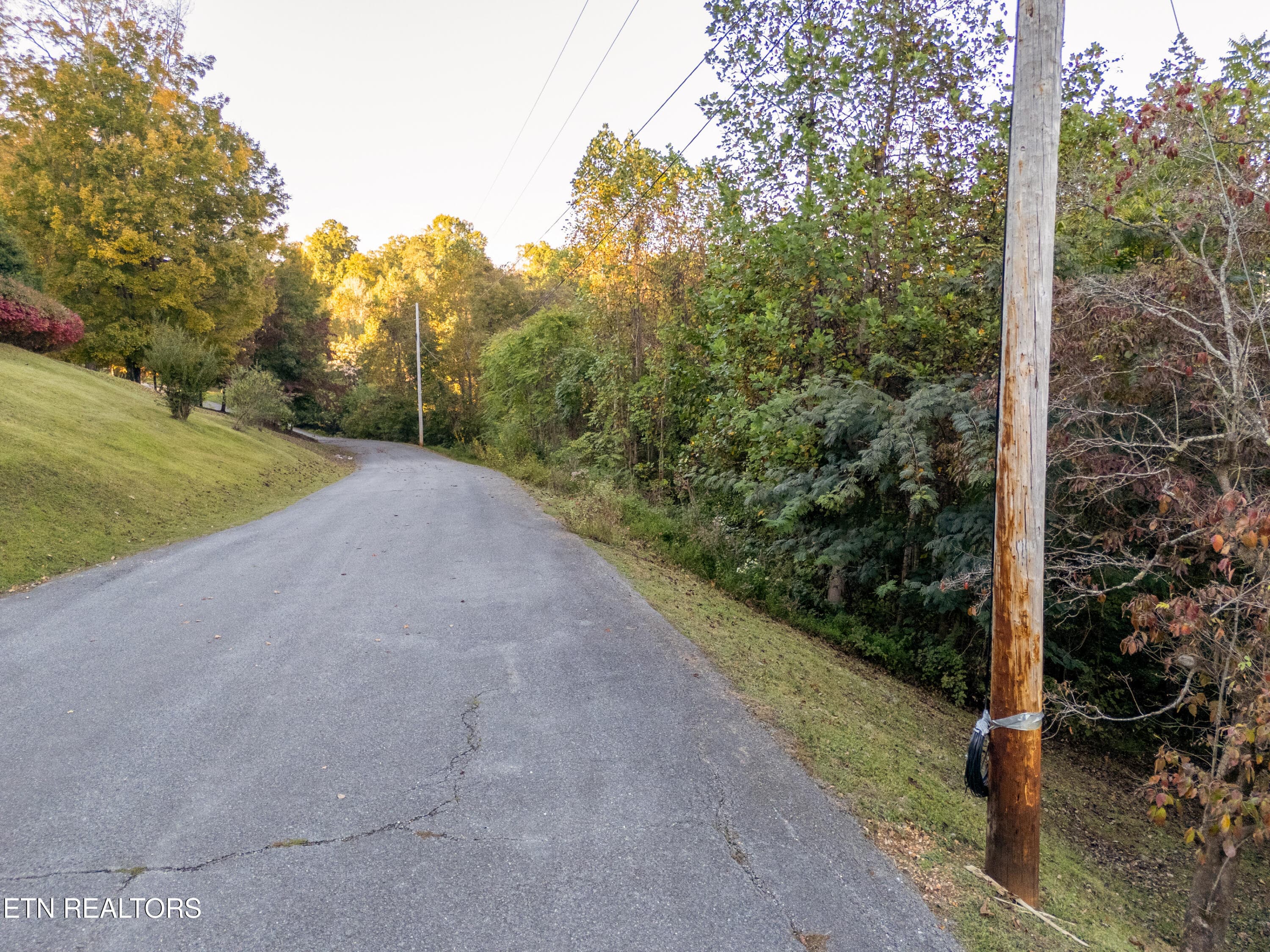 shanghai way lot 13-7 - Shanghai Way Lane, LaFollette, TN 37766, LaFollette