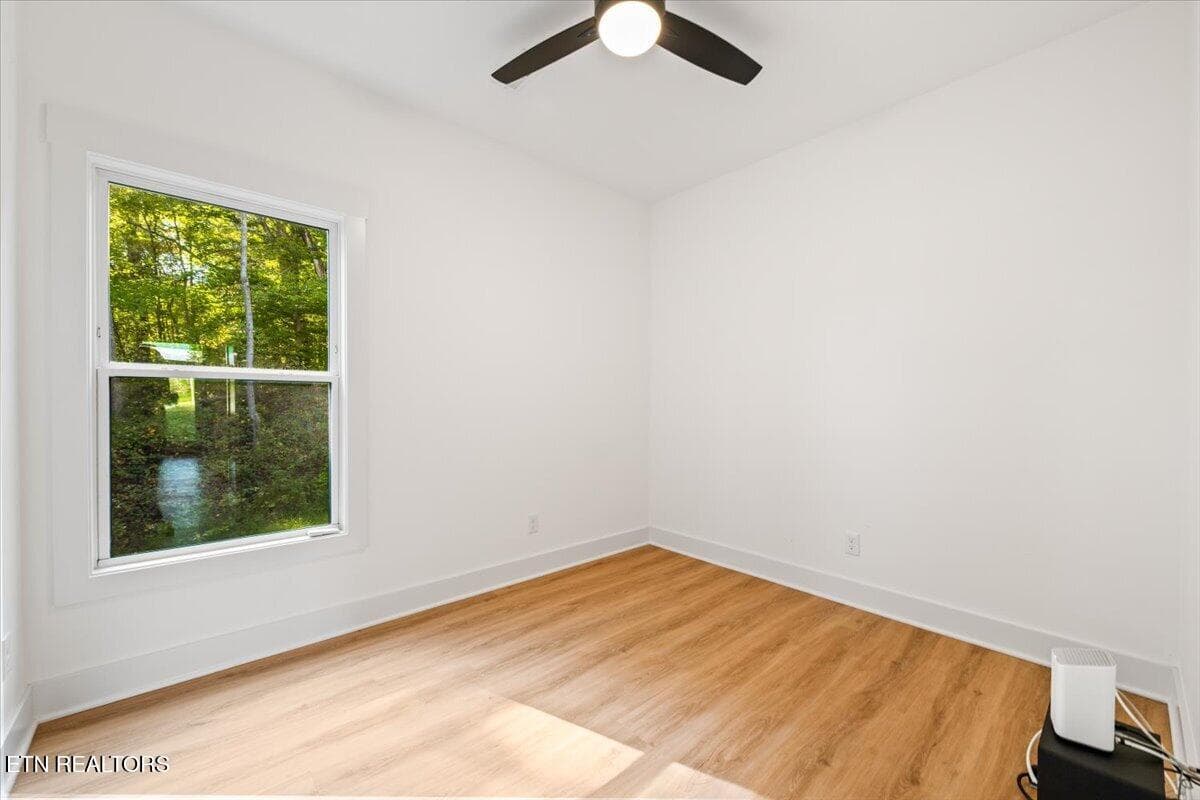 36-220 Stem Ln - 120 Stem Lane, Clinton, TN 37716, Clinton