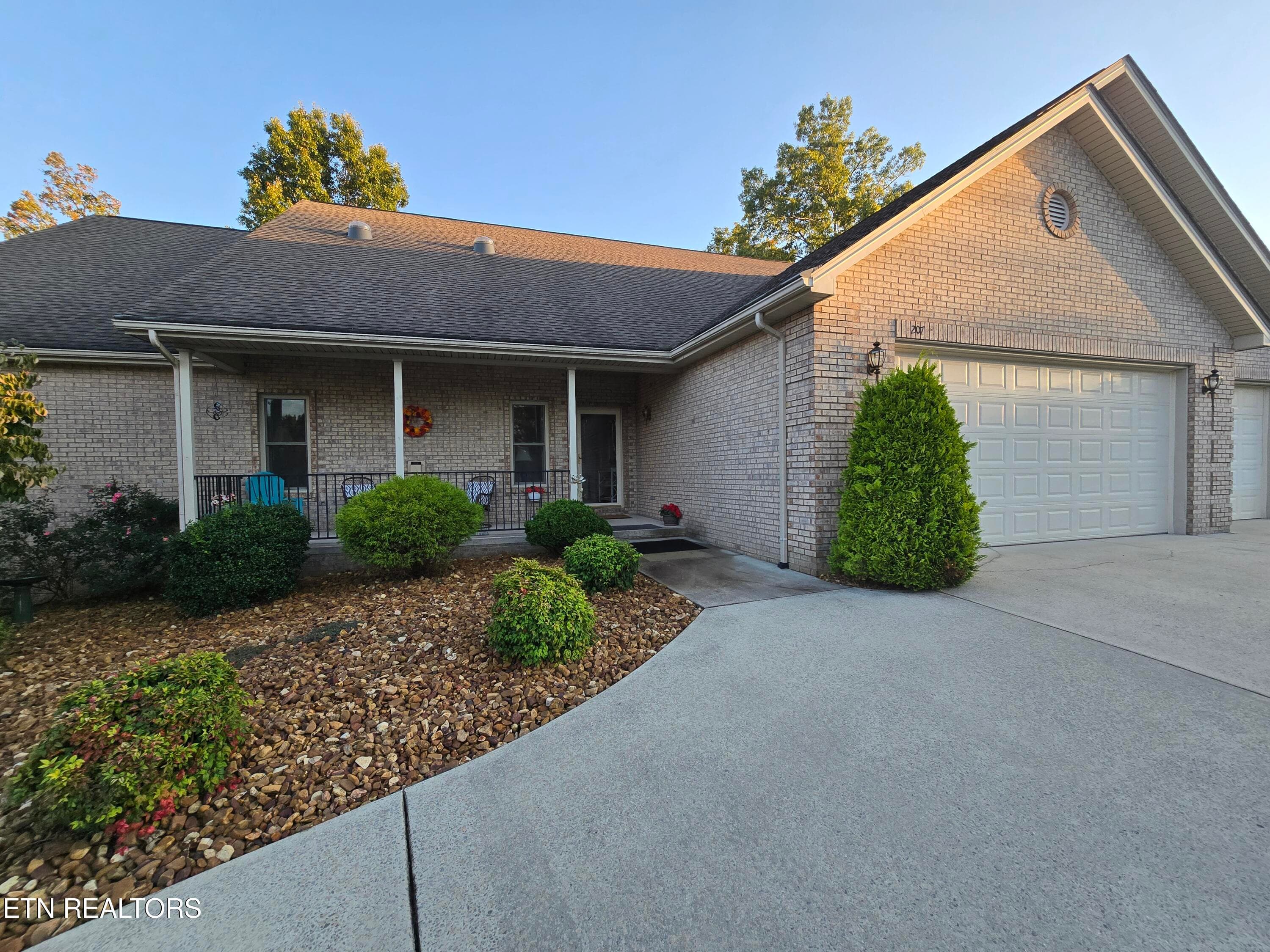 FRONT ENTRY - 207 Forest Hill Drive, Crossville, TN 38558, Crossville