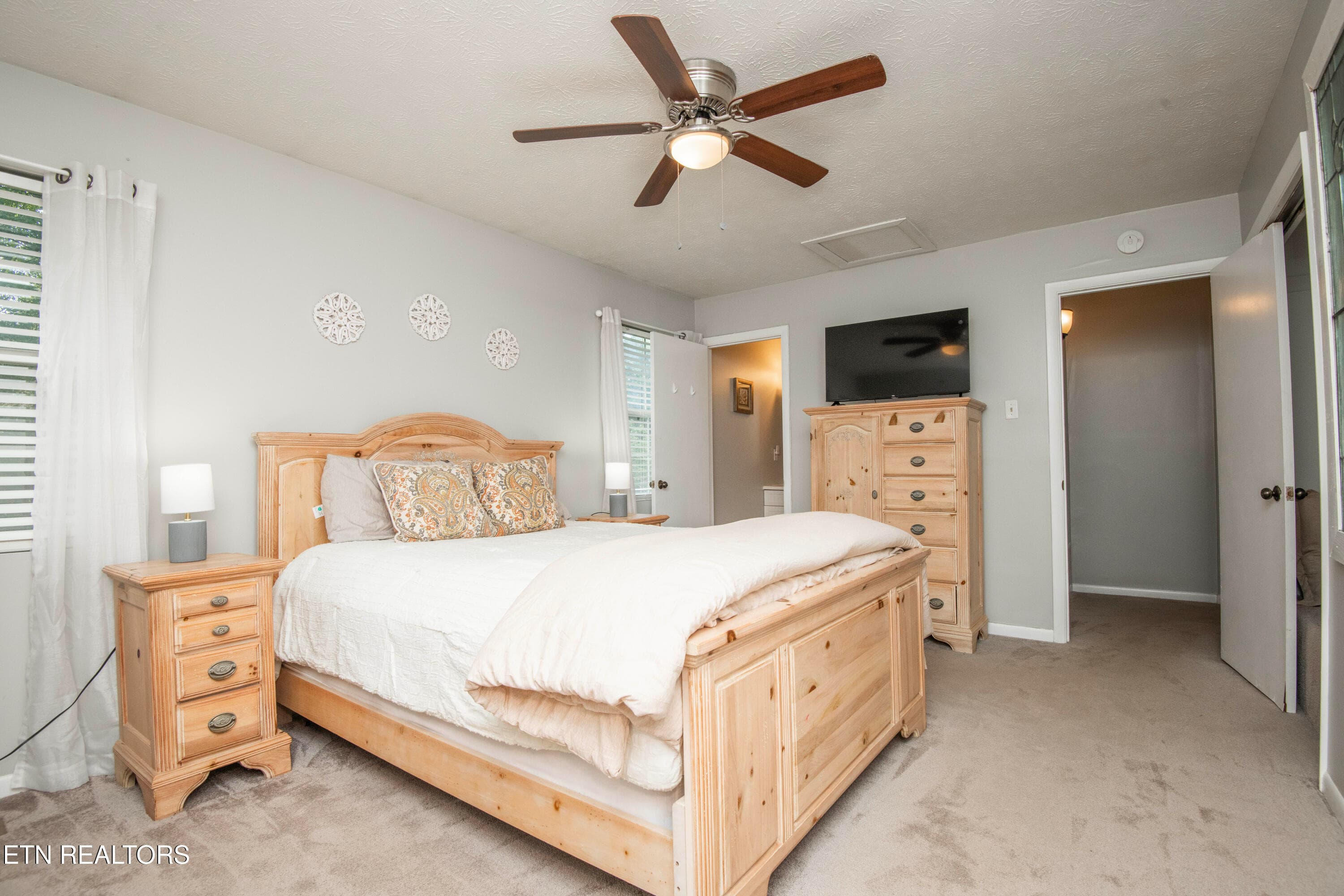 bed 3 - 6812 Westland Drive, Knoxville, TN 37919, Knoxville