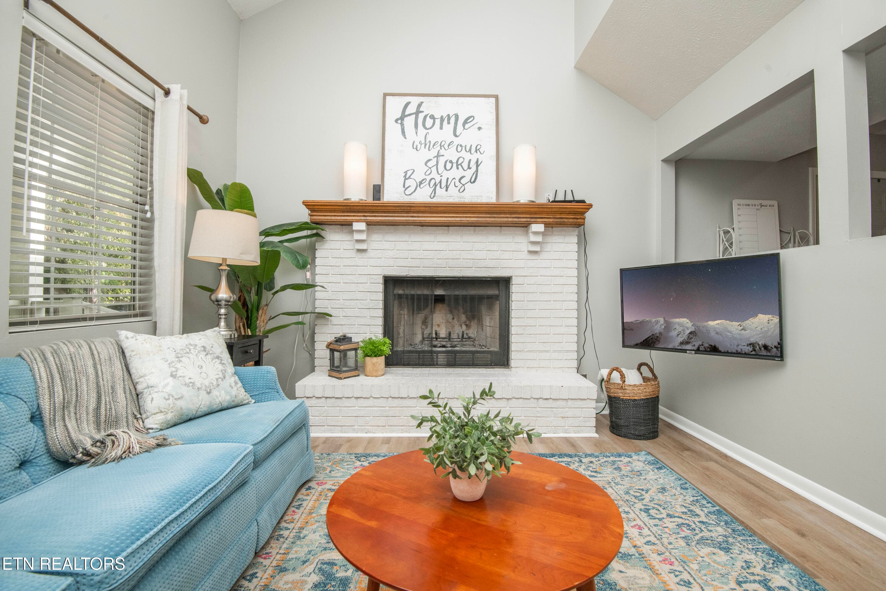 living 2 - 6812 Westland Drive, Knoxville, TN 37919, Knoxville