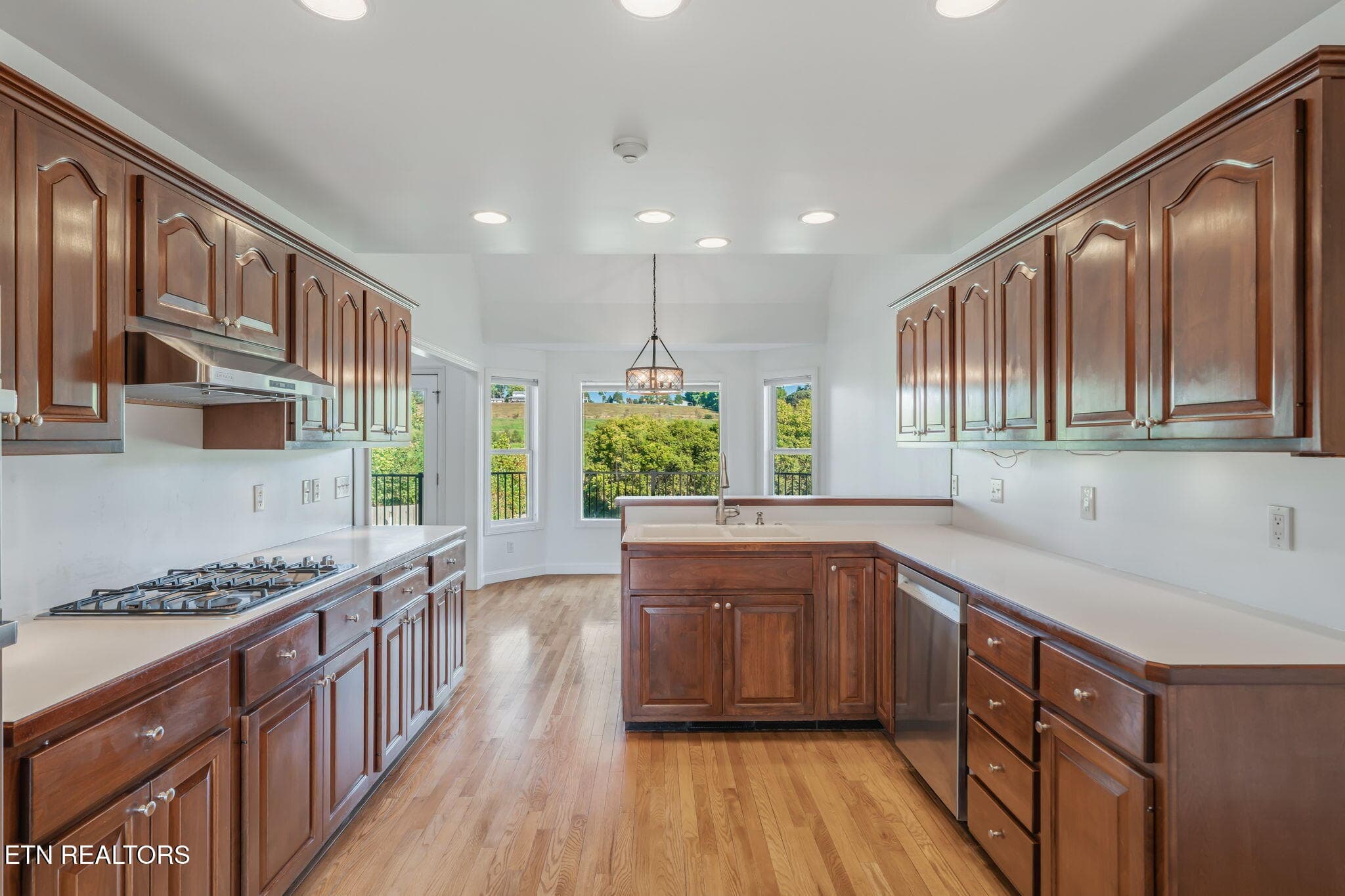 KITCHEN WITH AN INCREDIBLE VIEW - 3716 Laurel Ridge Drive, Maryville, TN 37801, Maryville