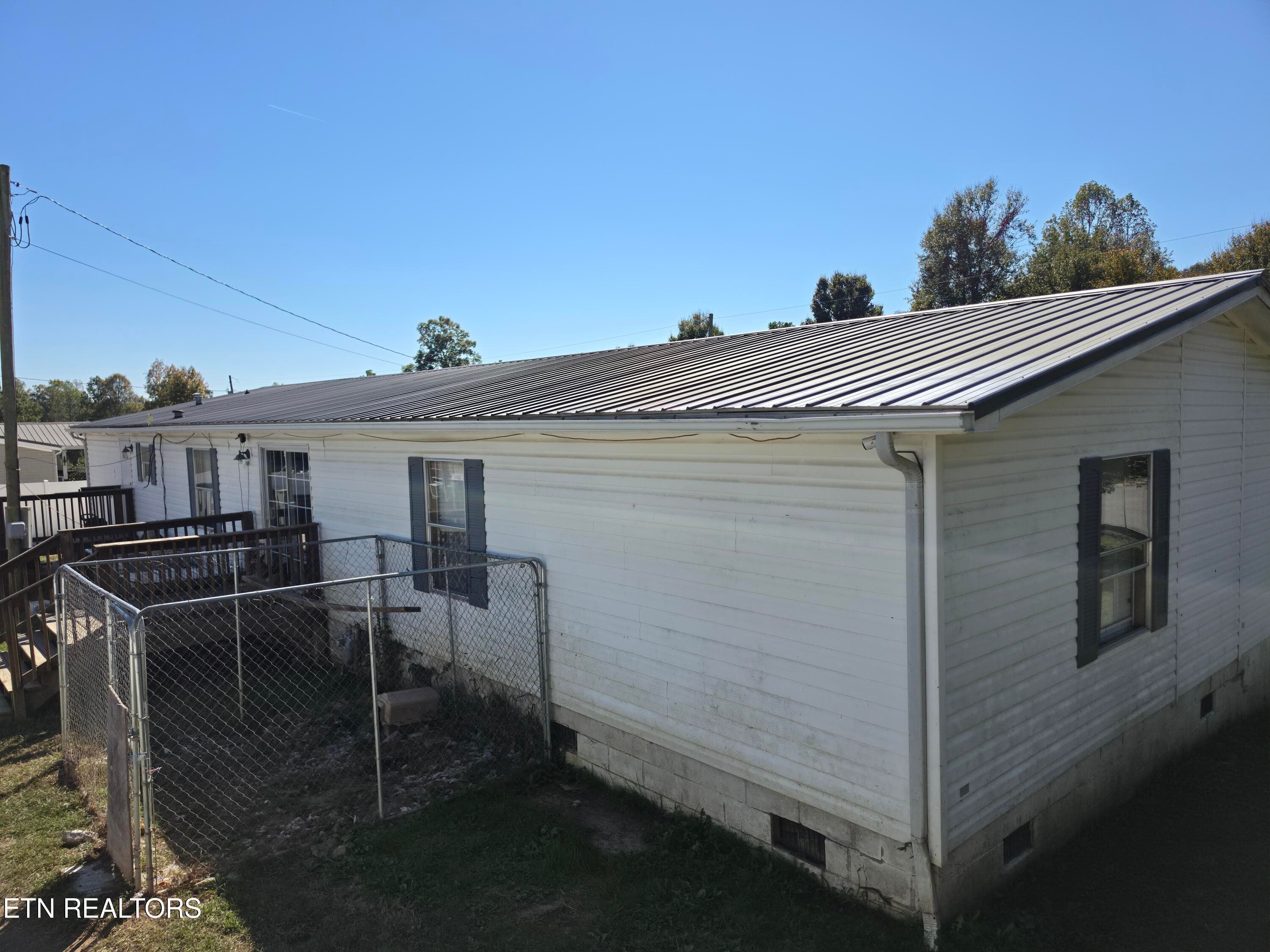 Pic 7 - 300 Shirley Lane, Oneida, TN 37841, Oneida