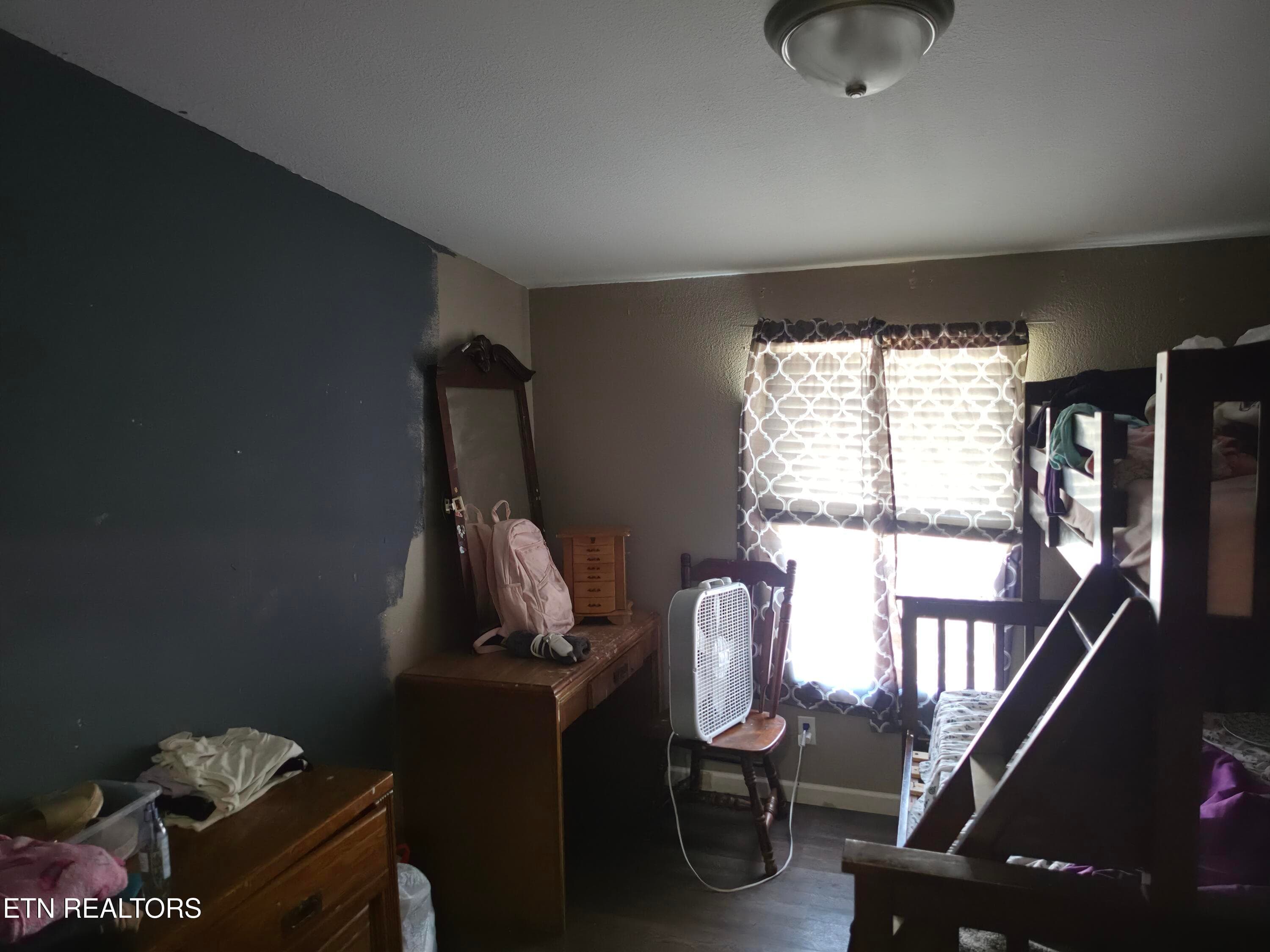 Pic 25 - 300 Shirley Lane, Oneida, TN 37841, Oneida