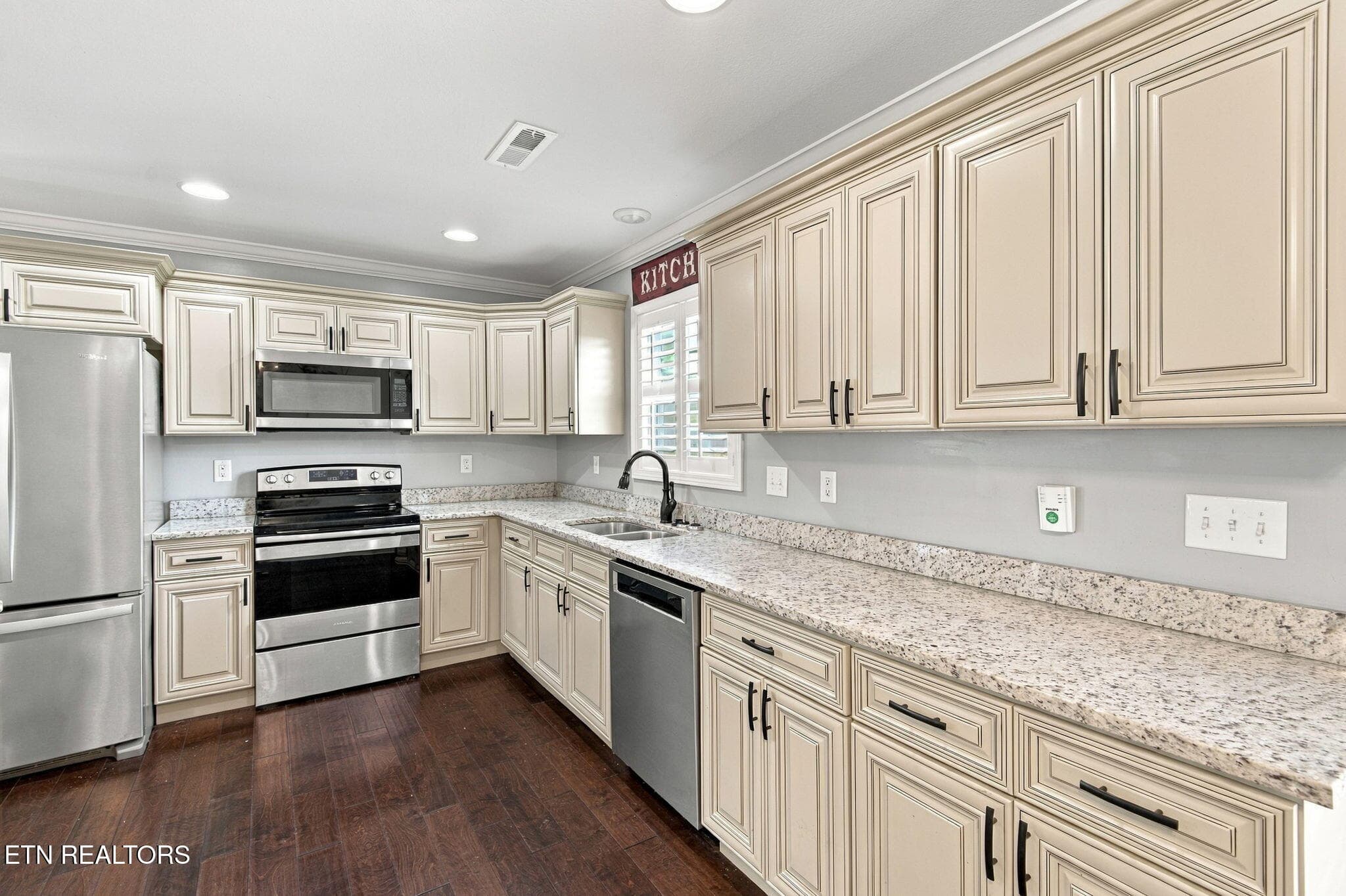 13-web-or-mls-012_DSC_9628 - 503 Teacher Way, Seymour, TN 37865, Seymour