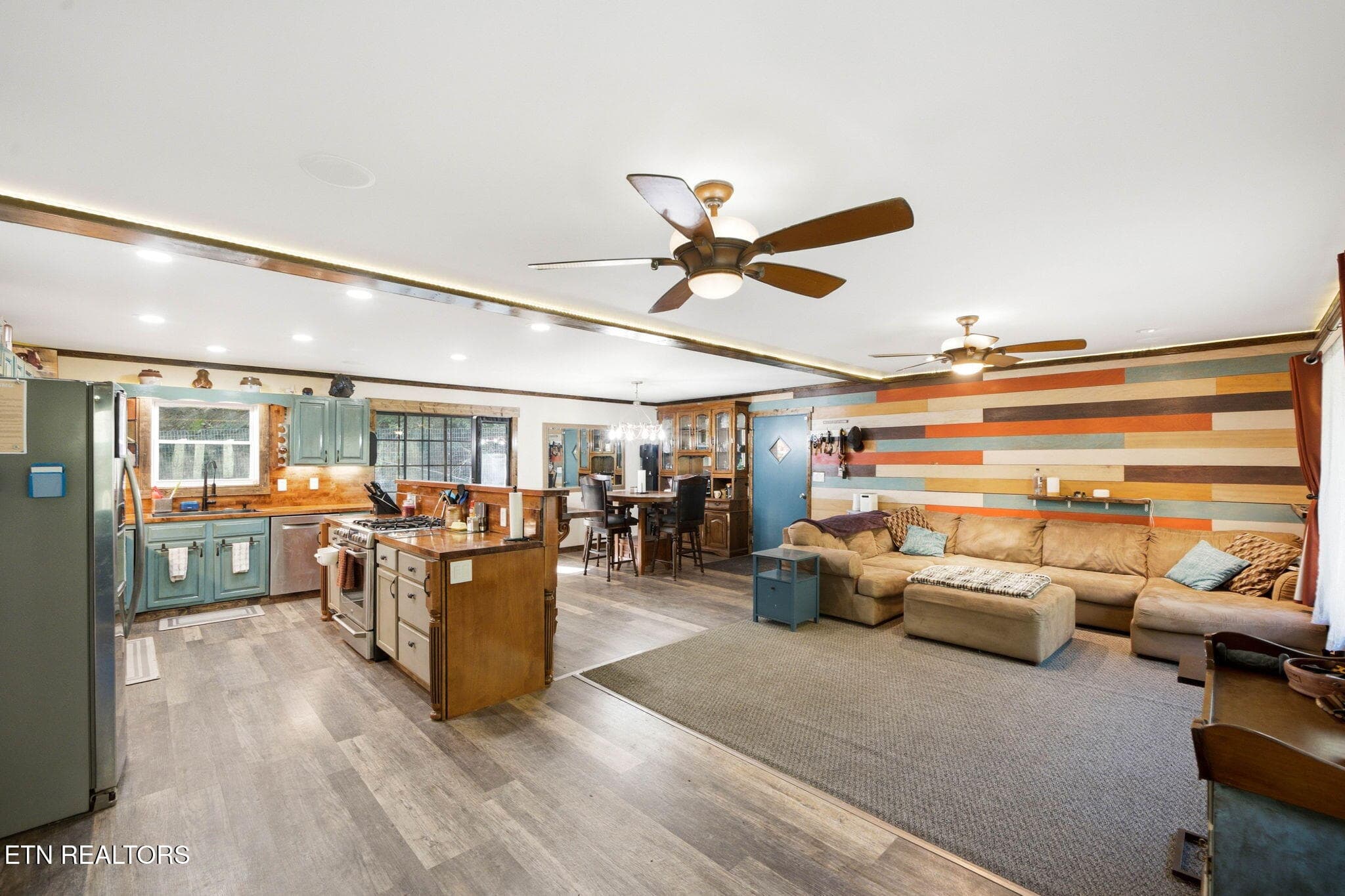 Living Area 1 - 350 Miller Rd, Vonore, TN 37885, Vonore