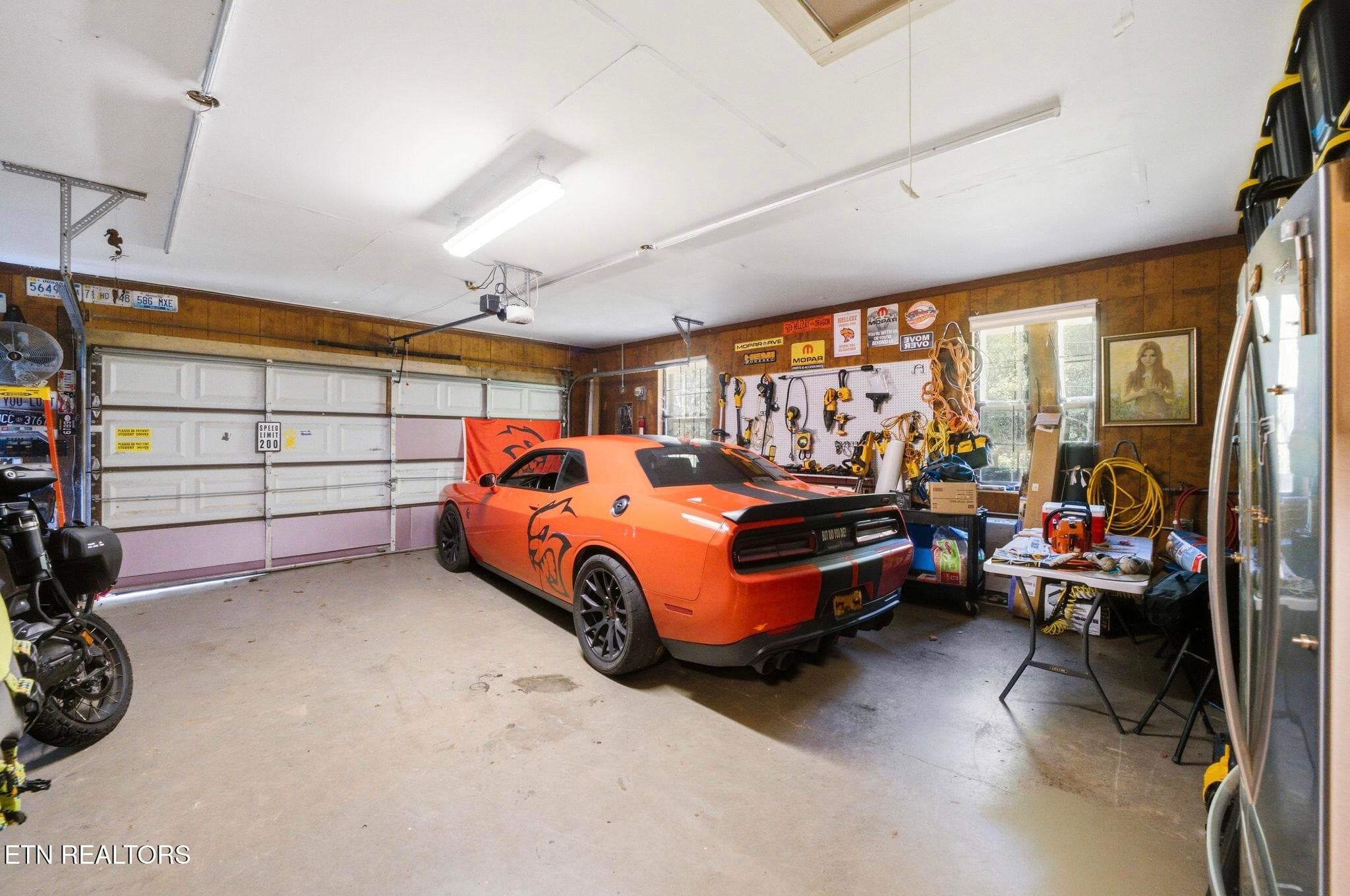 Garage Out - 350 Miller Rd, Vonore, TN 37885, Vonore