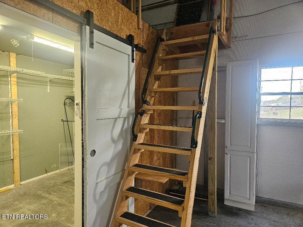 garage steps to loft - 197 Woodby Fridley Rd, Sweetwater, TN 37874, Sweetwater