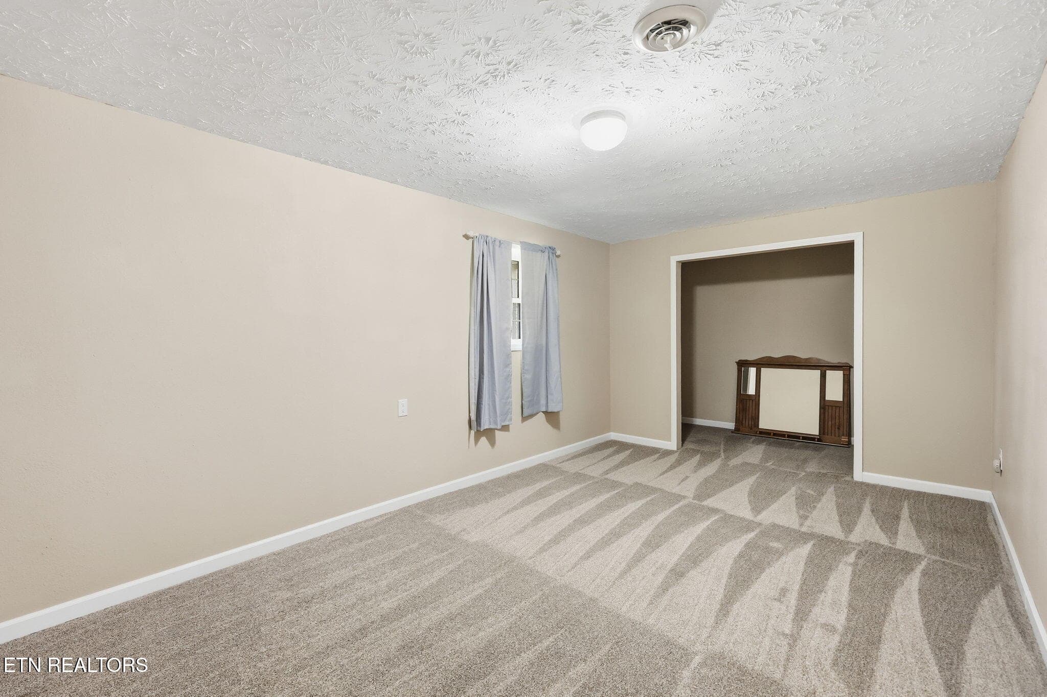 21-web-or-mls-021_133Christina - 133 Christina Circle, Maynardville, TN 37807