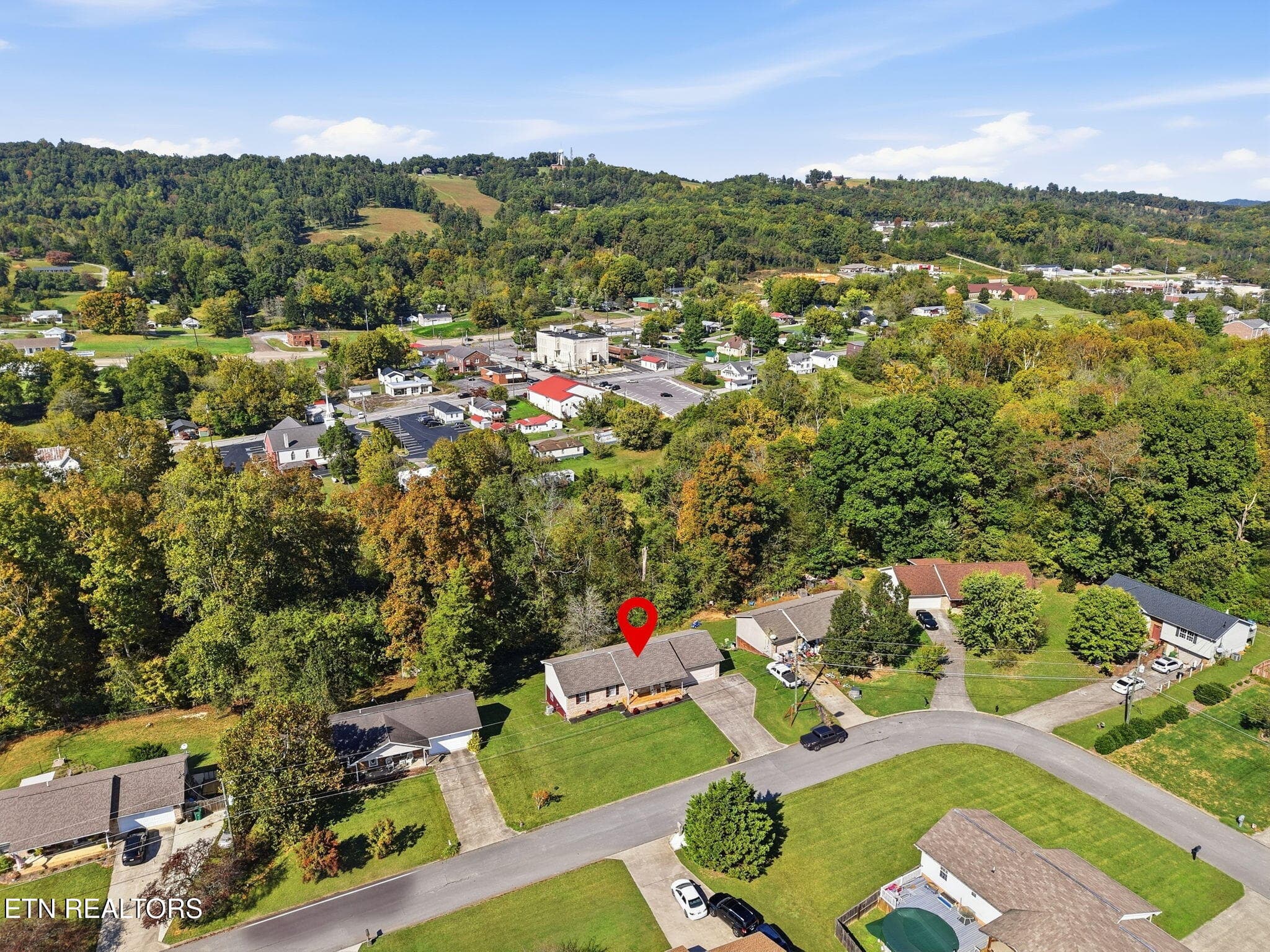30-web-or-mls-030_133Christina - 133 Christina Circle, Maynardville, TN 37807