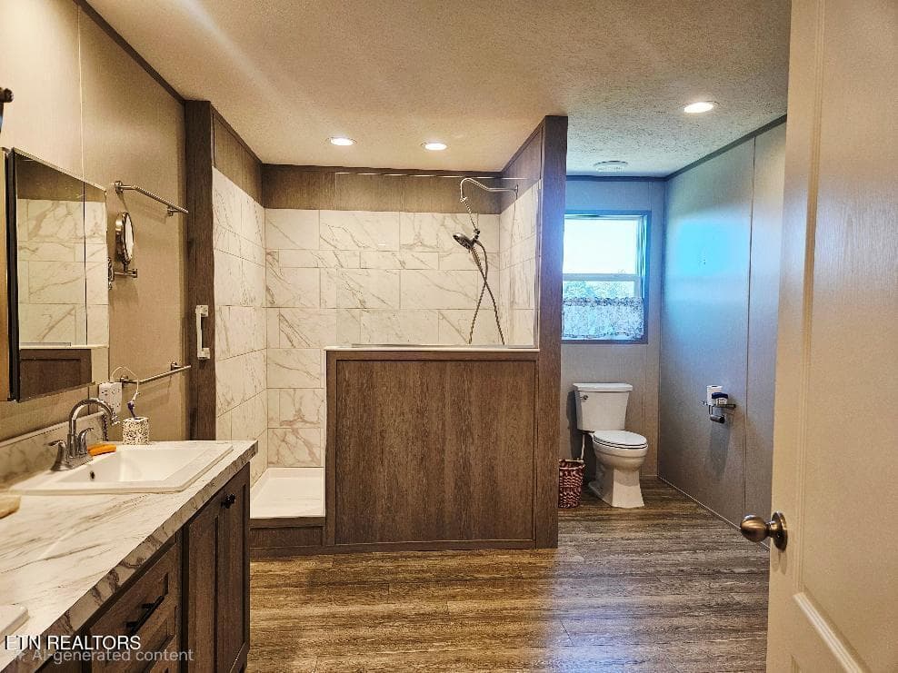 beautiful owner's ensuite - 197 Woodby Fridley Rd, Sweetwater, TN 37874, Sweetwater