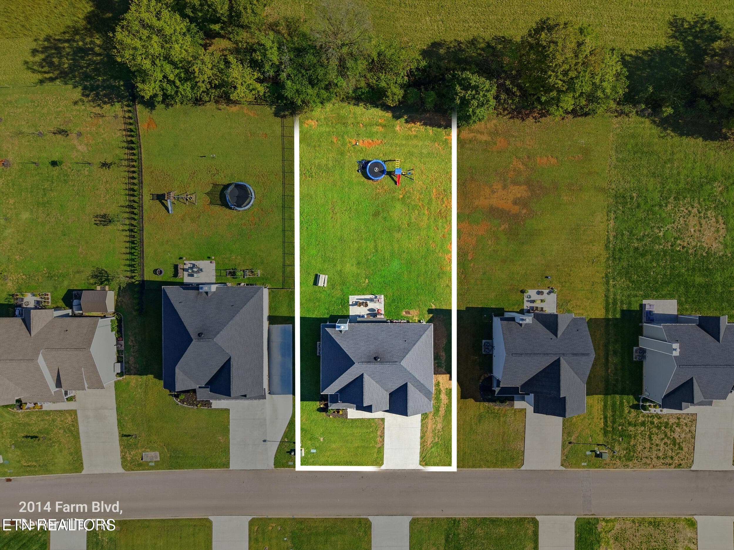 020_property line - 2014 Farm Blvd, Sevierville, TN 37876, Sevierville