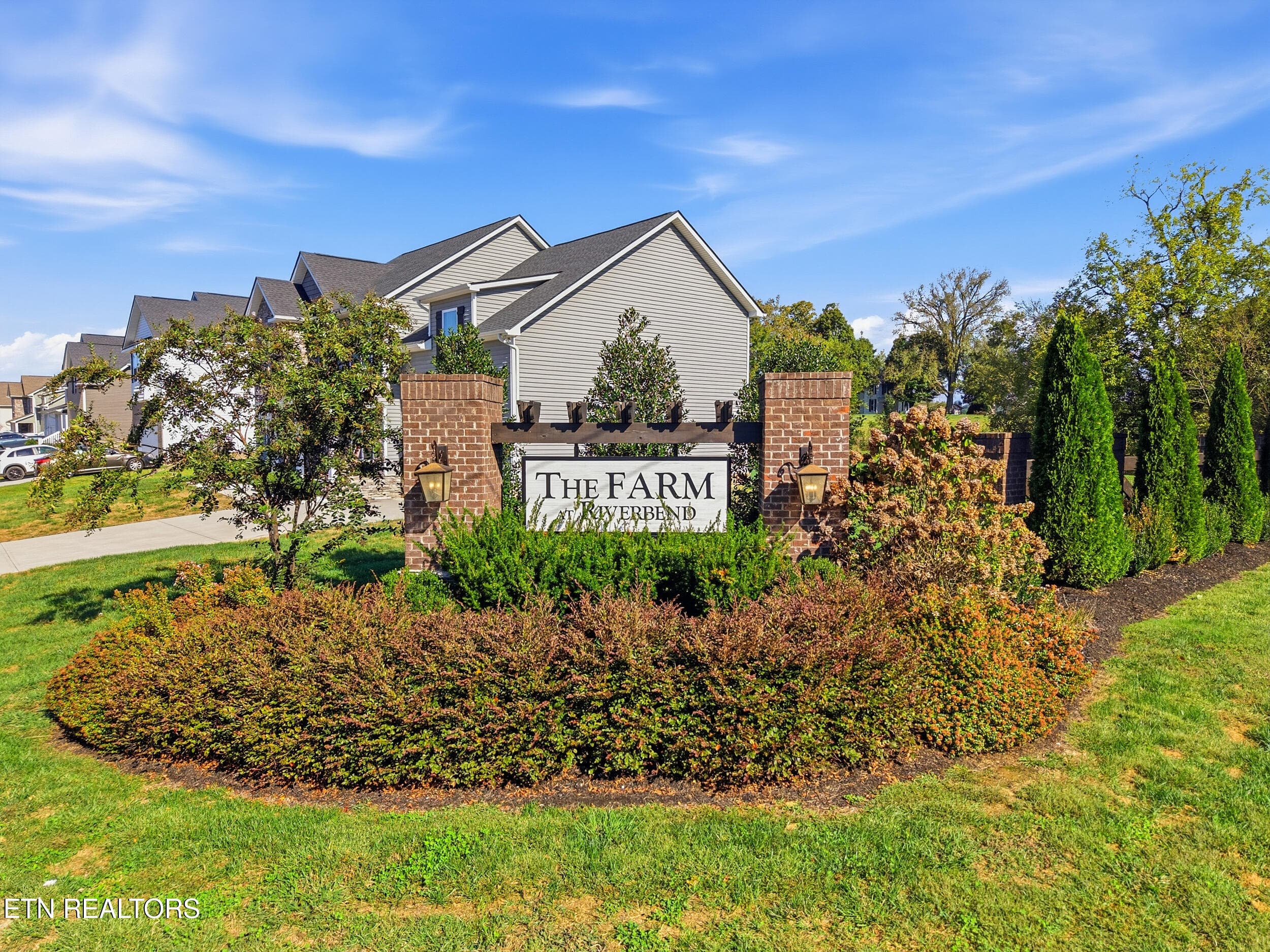 058 - 2014 Farm Blvd, Sevierville, TN 37876, Sevierville