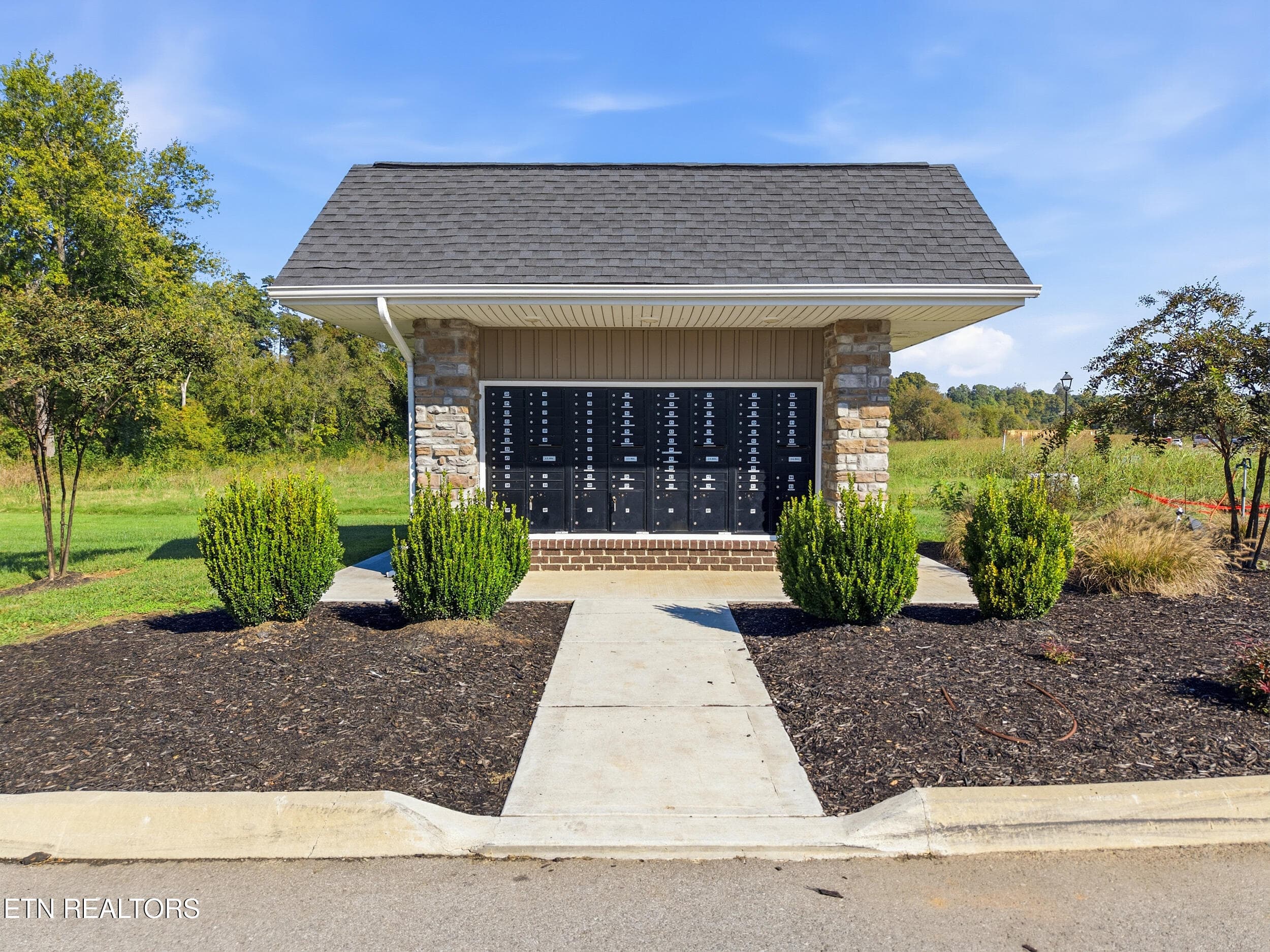 061 - 2014 Farm Blvd, Sevierville, TN 37876, Sevierville