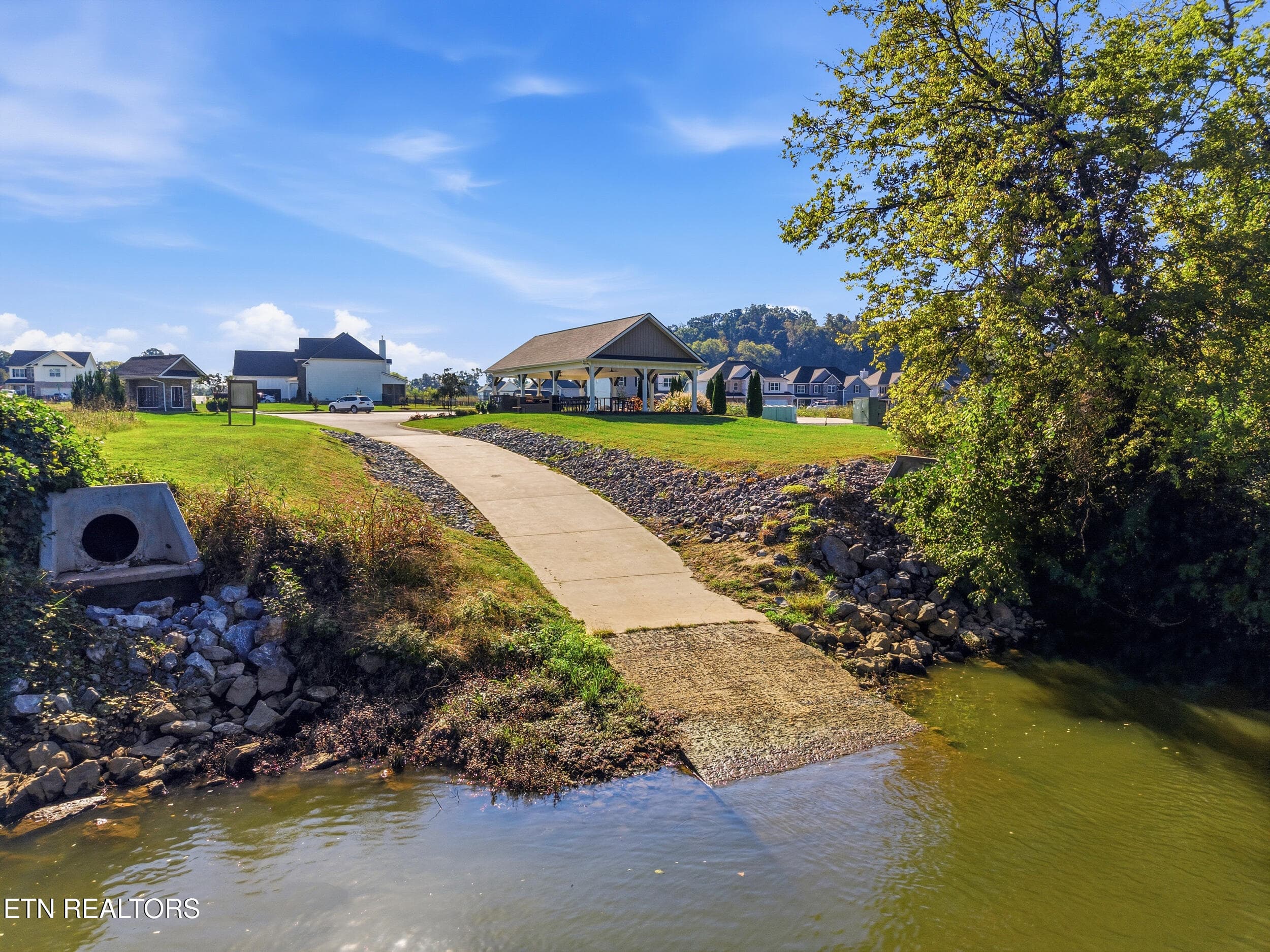 064 - 2014 Farm Blvd, Sevierville, TN 37876, Sevierville