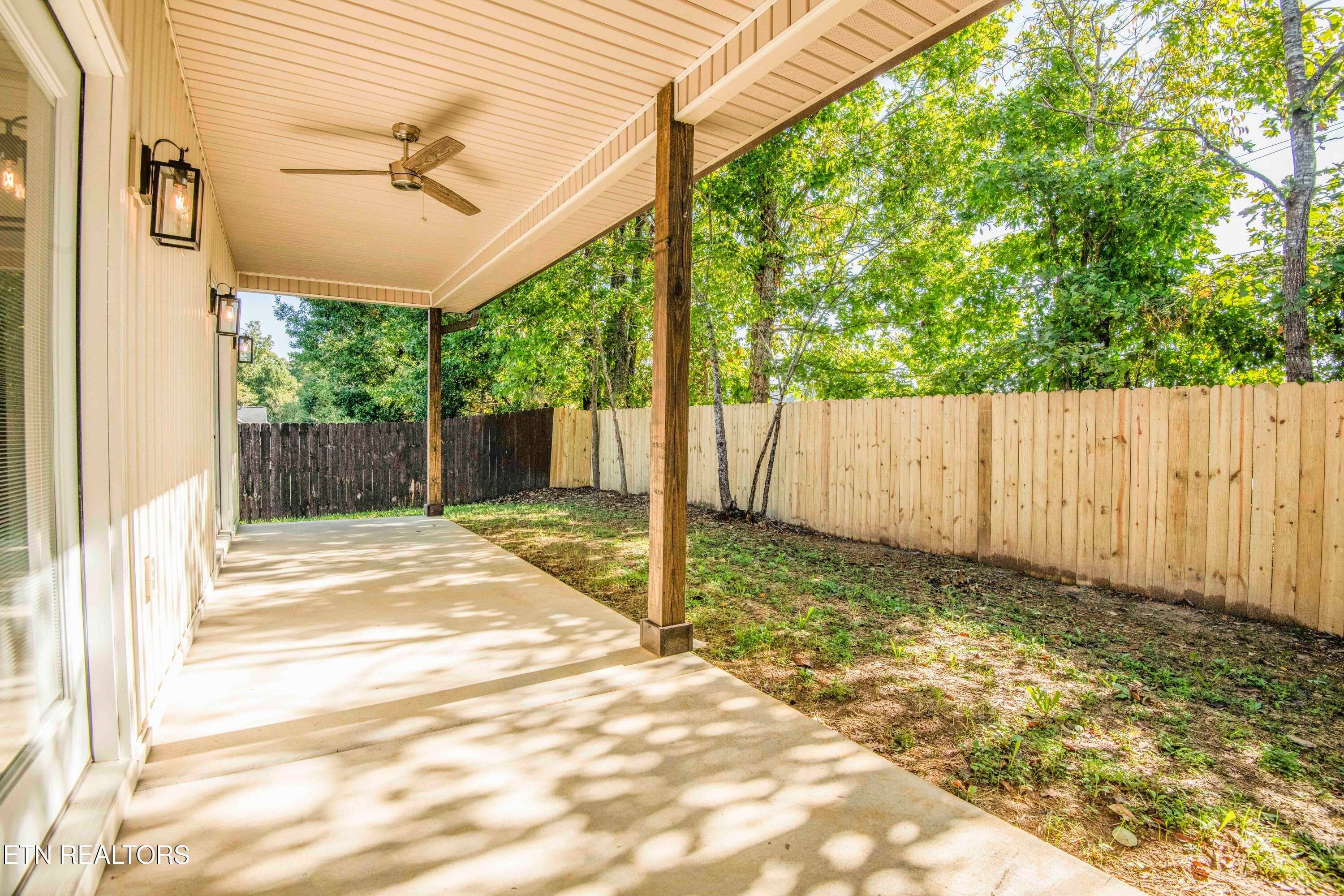 yard 3_1 - 502 Hillside Lane, Lenoir City, TN 37771, Lenoir City