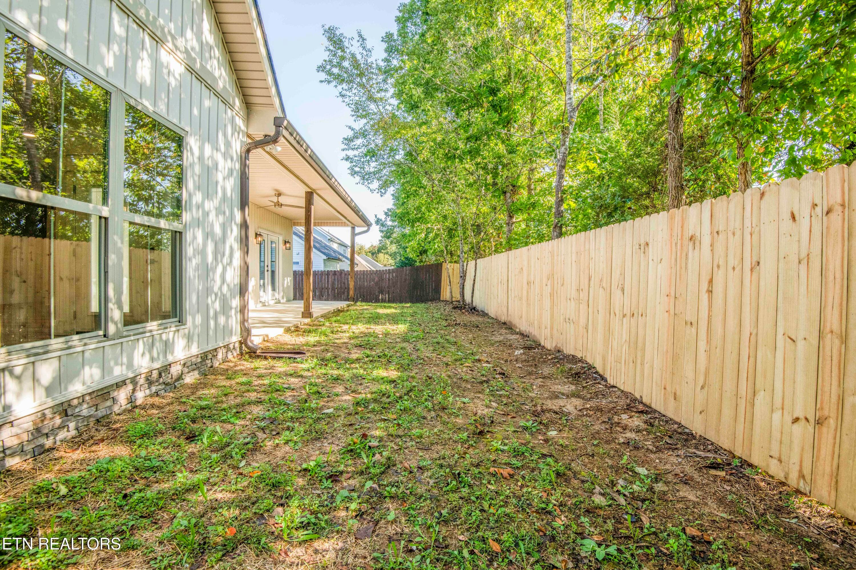 yard 6_1 - 502 Hillside Lane, Lenoir City, TN 37771, Lenoir City