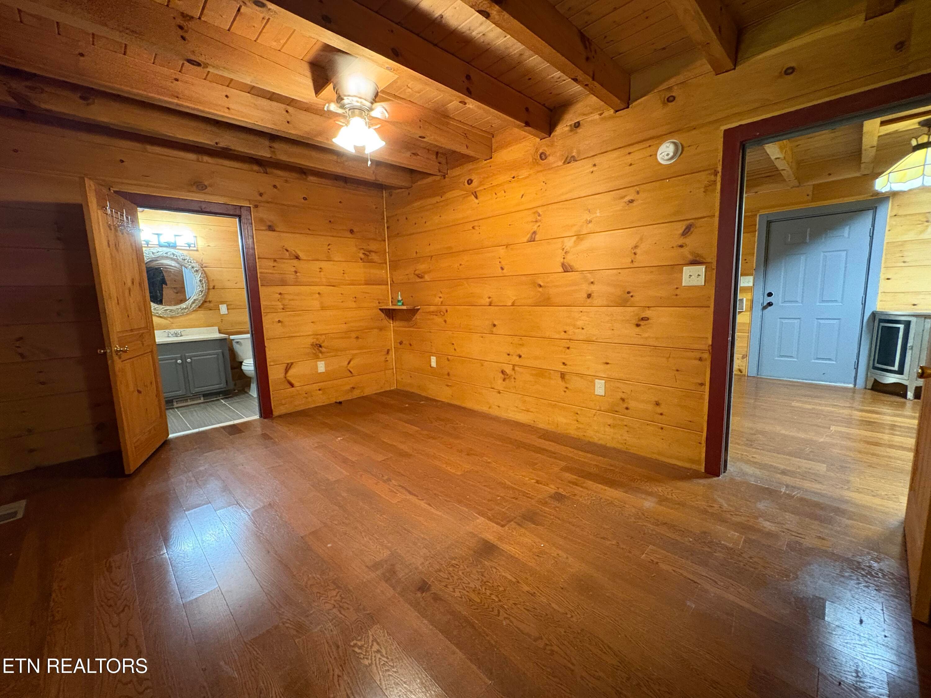 Master Bedroom - 6104 Roberts Rd, Corryton, TN 37721, Corryton