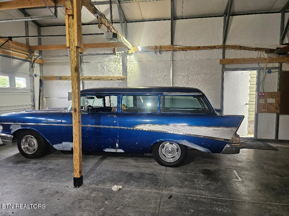garage - 197 Woodby Fridley Rd, Sweetwater, TN 37874, Sweetwater