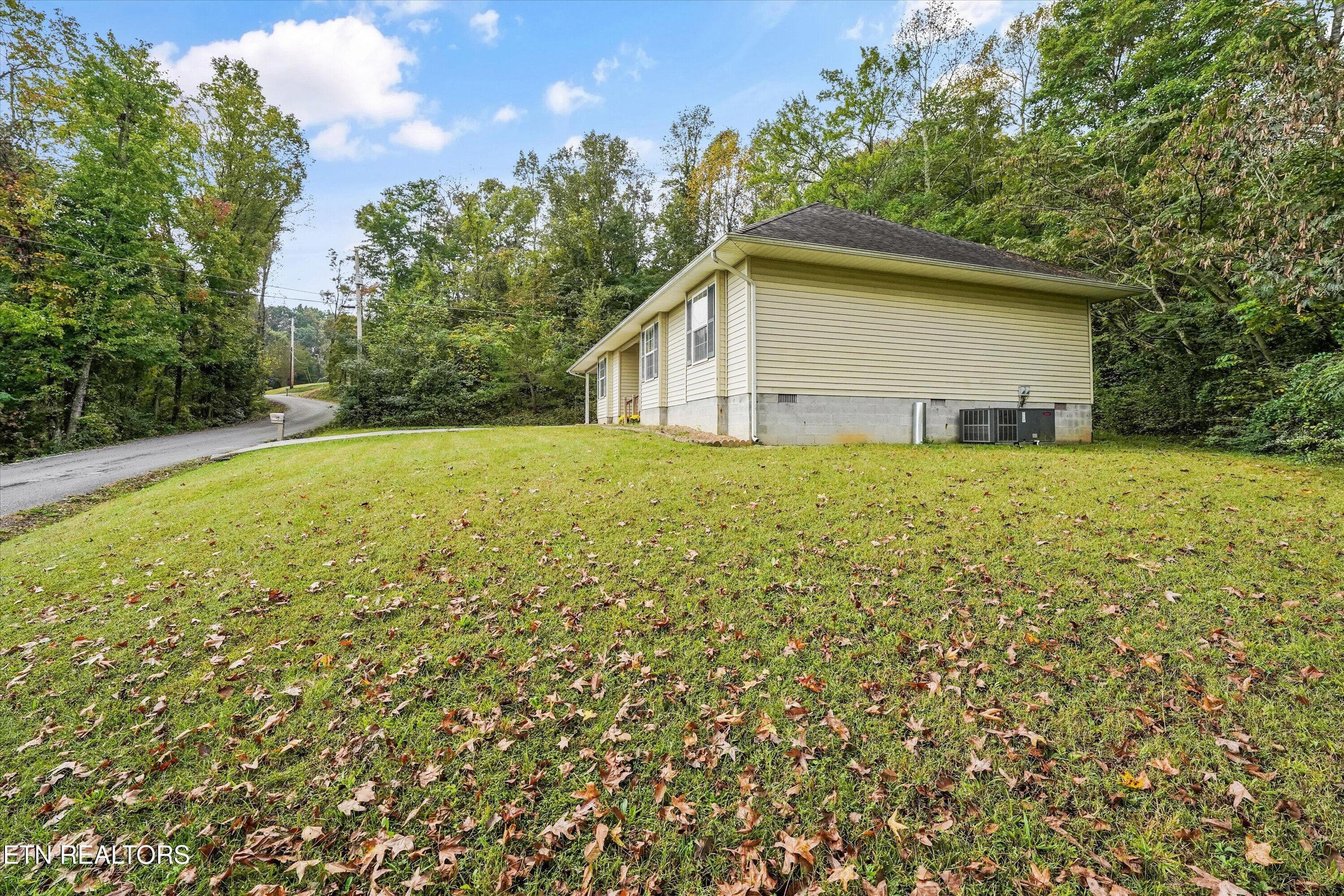 06-222 Disney Ln 35 - 222 Disney Lane, Caryville, TN 37714, Caryville