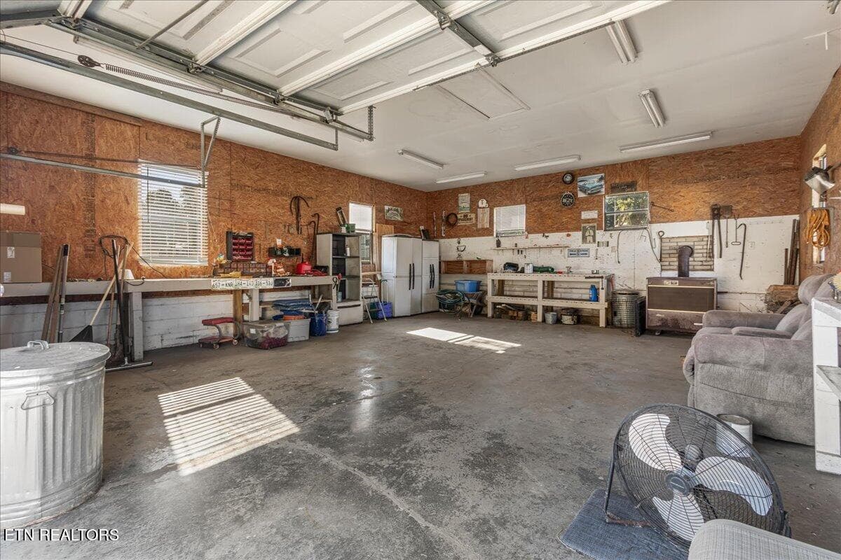 25-3351 HWY 11-22 - 3354 Highway 11S, Athens, TN 37303, Athens